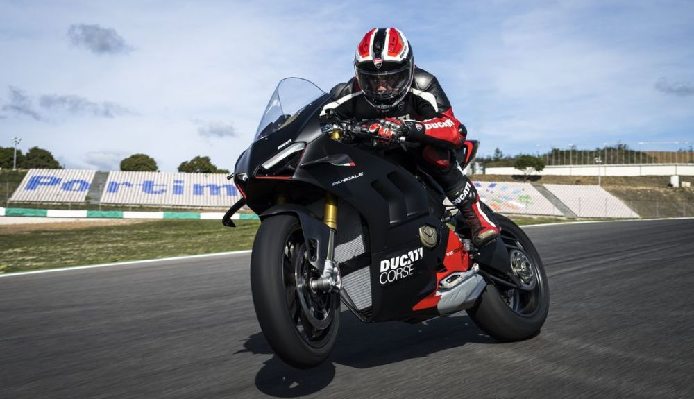 Ducati Panigale V4 SP2 2022 Accion (4) resultado Ducati Panigale V4 SP2 2022 Accion (4) resultado