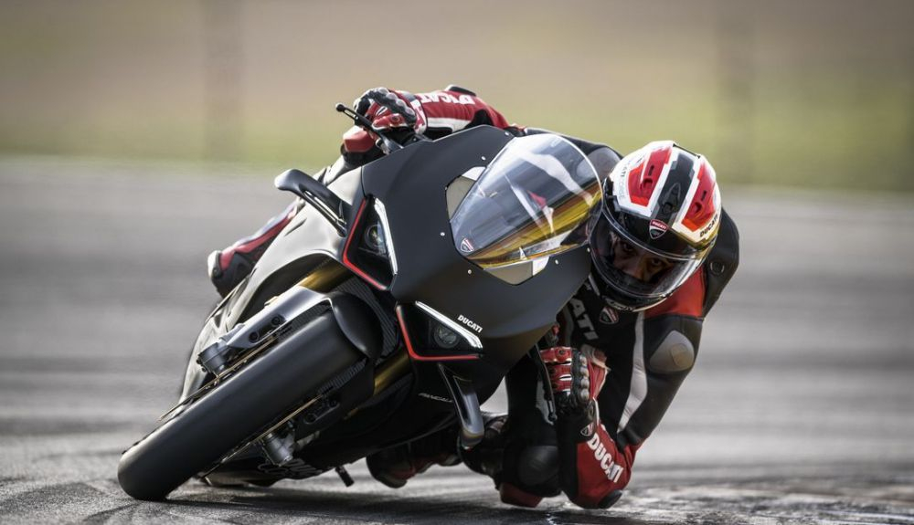Ducati Panigale V4 SP2 2022 Accion (2) resultado Ducati Panigale V4 SP2 2022 Accion (2) resultado