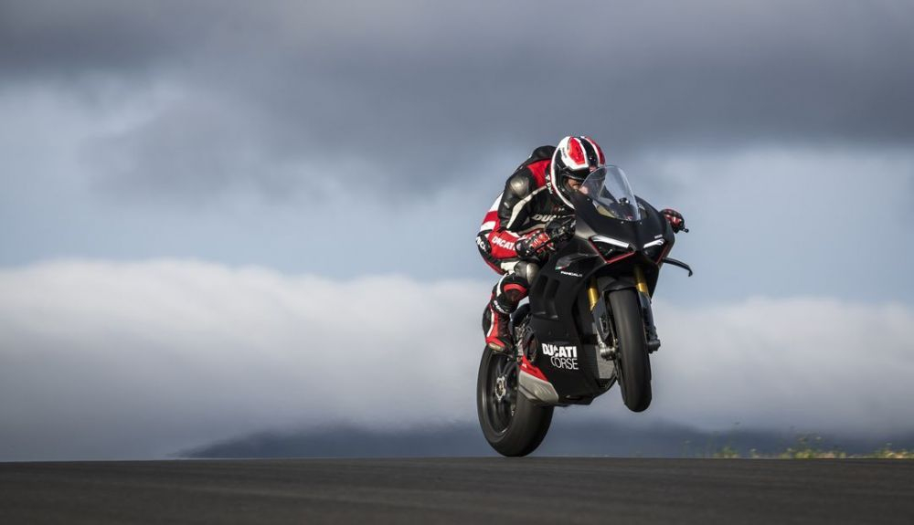 Ducati Panigale V4 SP2 2022 Accion (1) resultado Ducati Panigale V4 SP2 2022 Accion (1) resultado