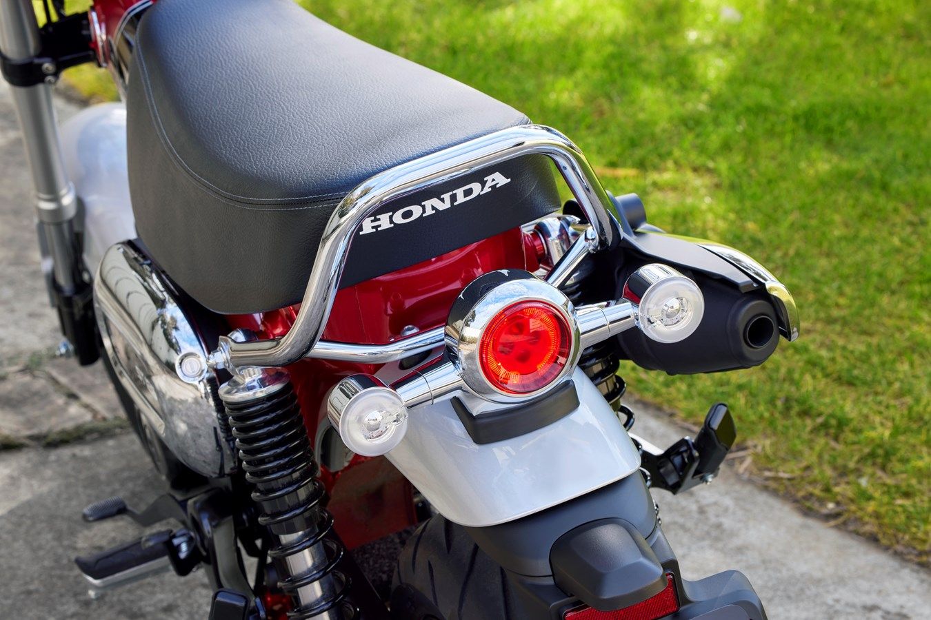 364558 23YM HONDA ST125 DAX