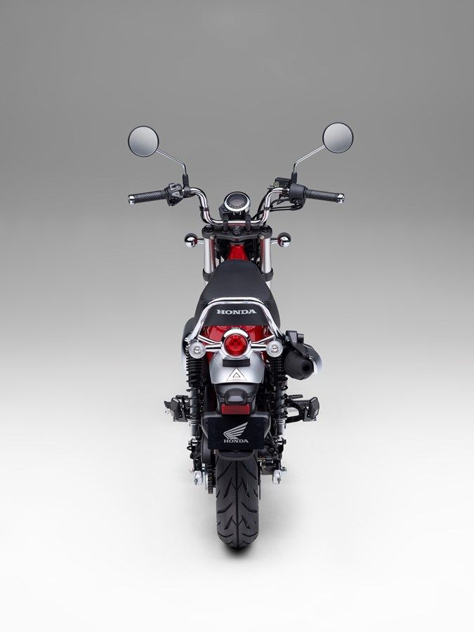 364575 23YM HONDA ST125 DAX
