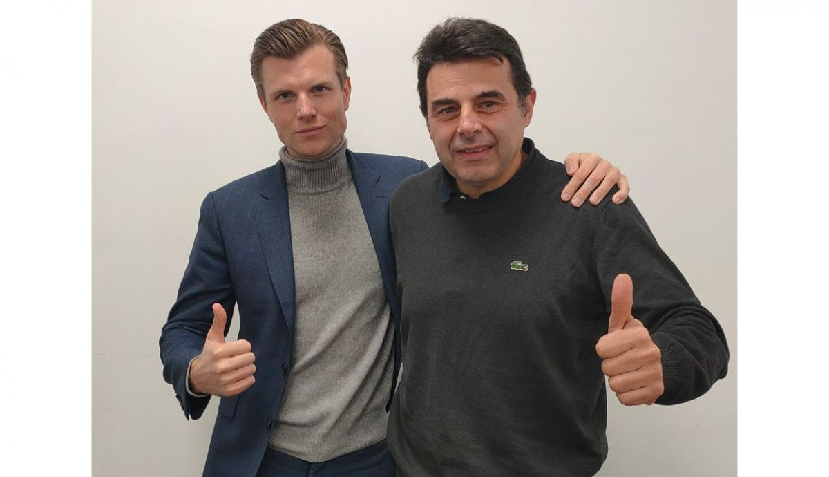 Anton Wass (CEO de Stark) con Santi Ayala (Director MOTO VERDE). Anton Wass (CEO de Stark) con Santi Ayala (Director MOTO VERDE).