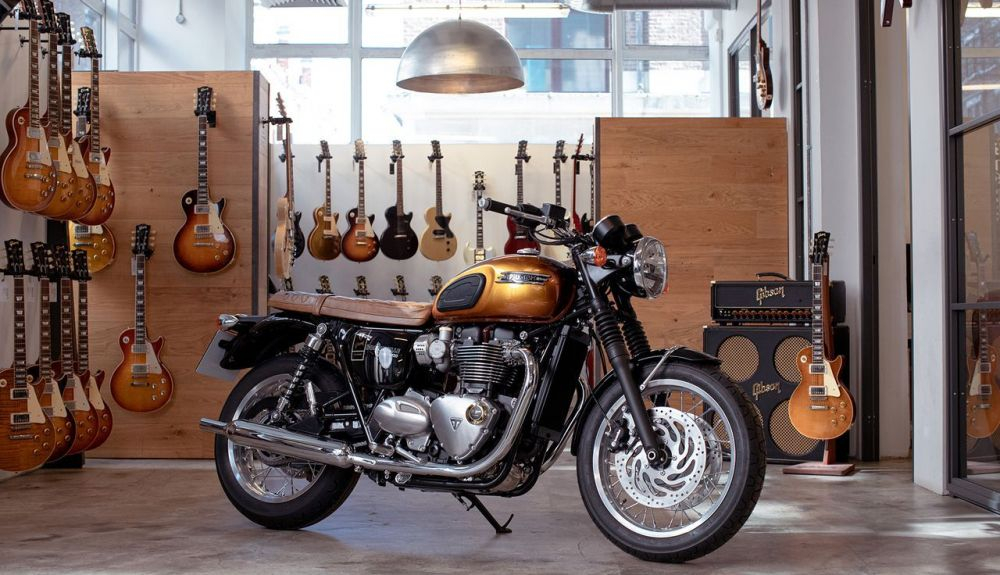 Triumph Bonneville Gibson 19 Triumph Bonneville Gibson 19