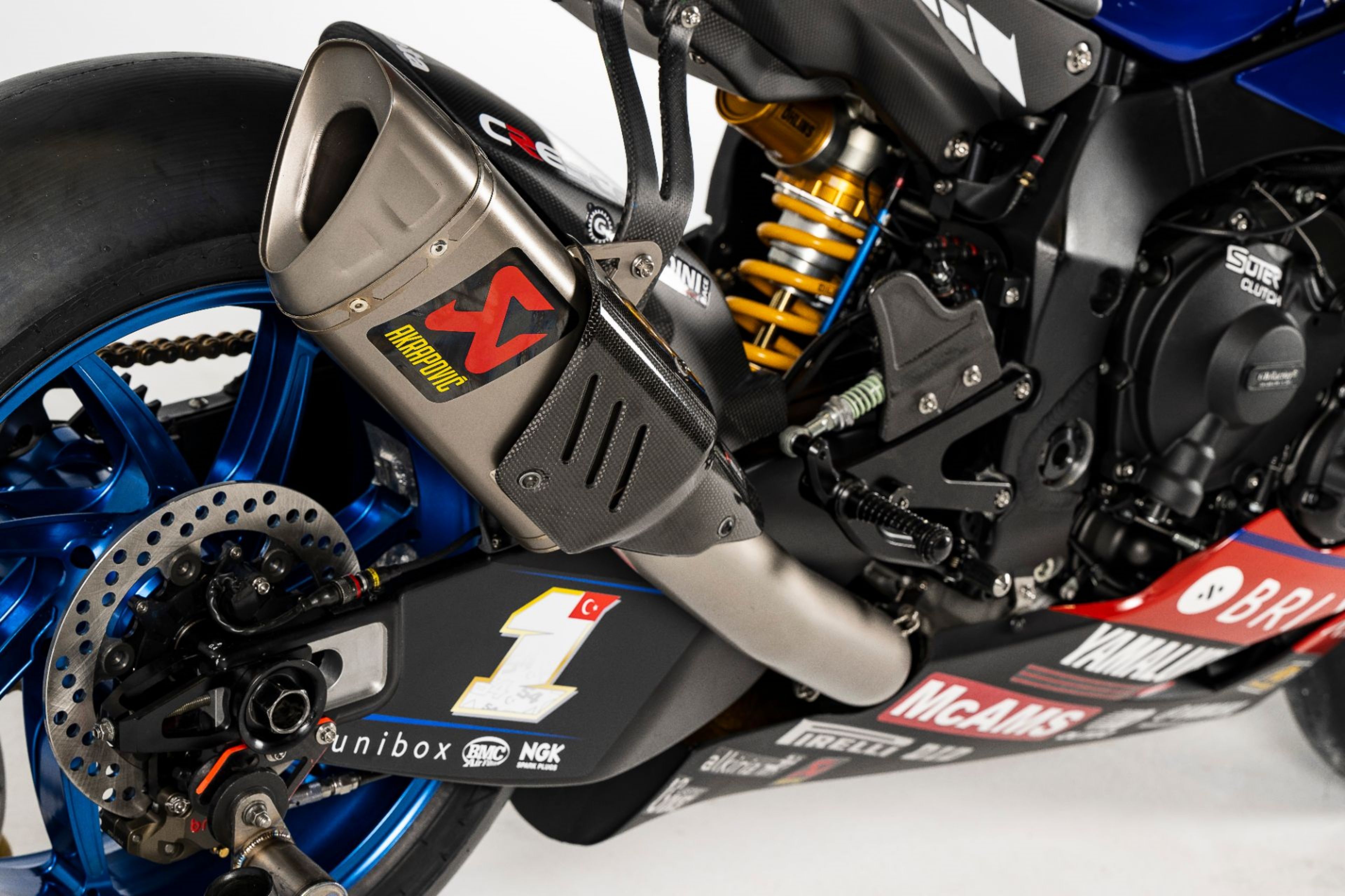 Yamaha YZF R1 Pata WSBK 2022 Toprak Razgatlioglu Andrea Locatelli 08