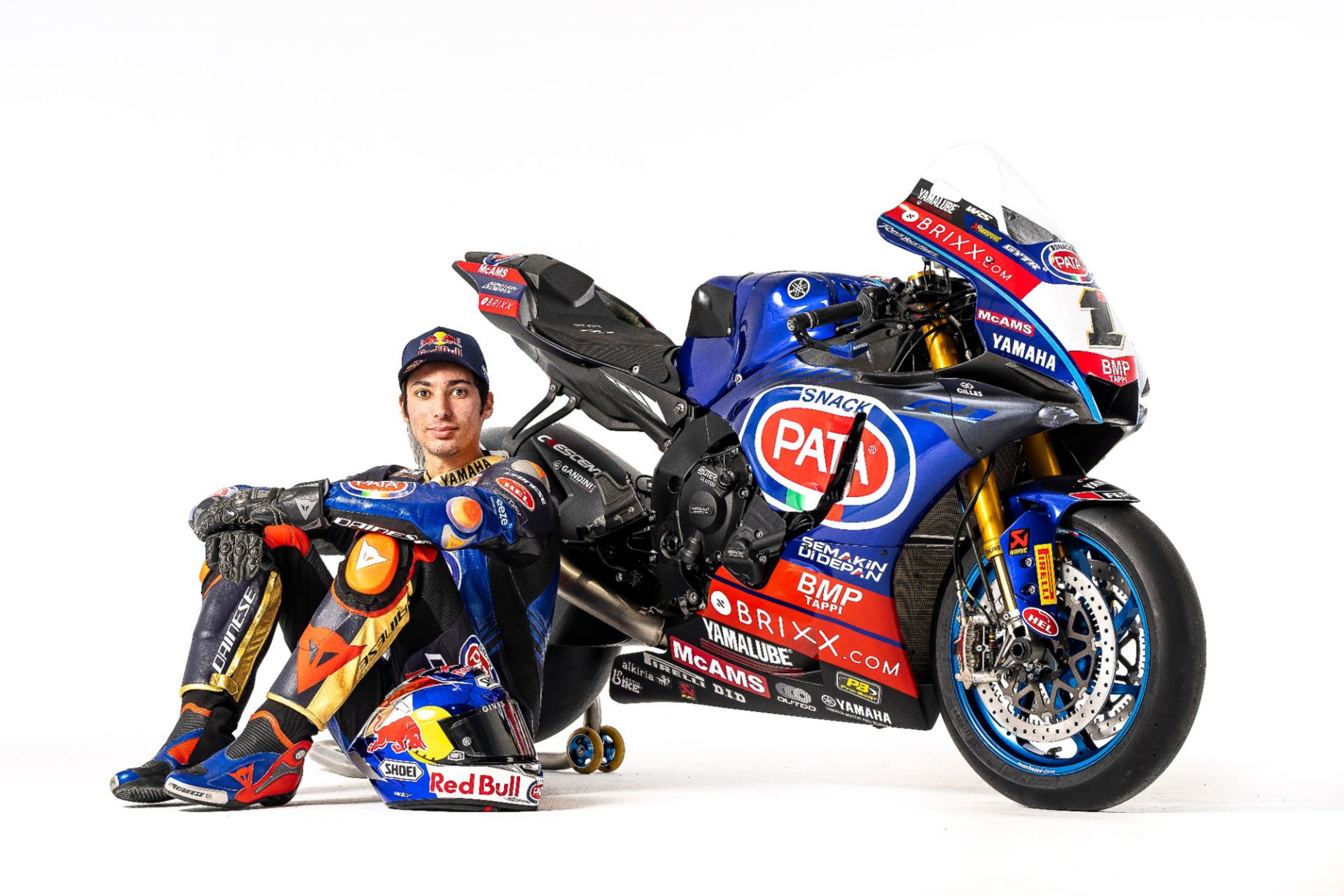 Yamaha YZF R1 Pata WSBK 2022 Toprak Razgatlioglu Andrea Locatelli 23