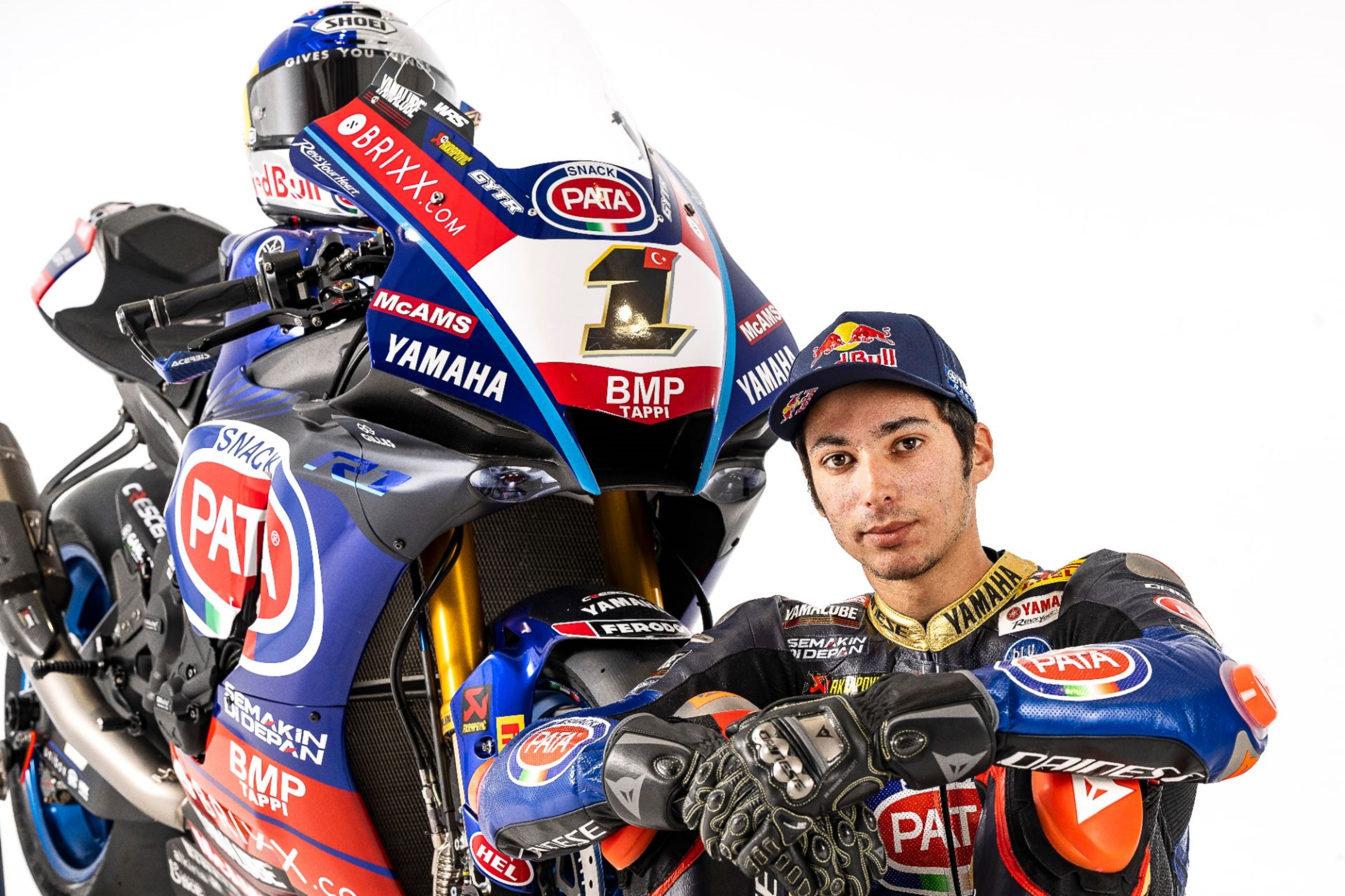 Yamaha YZF R1 Pata WSBK 2022 Toprak Razgatlioglu Andrea Locatelli 39