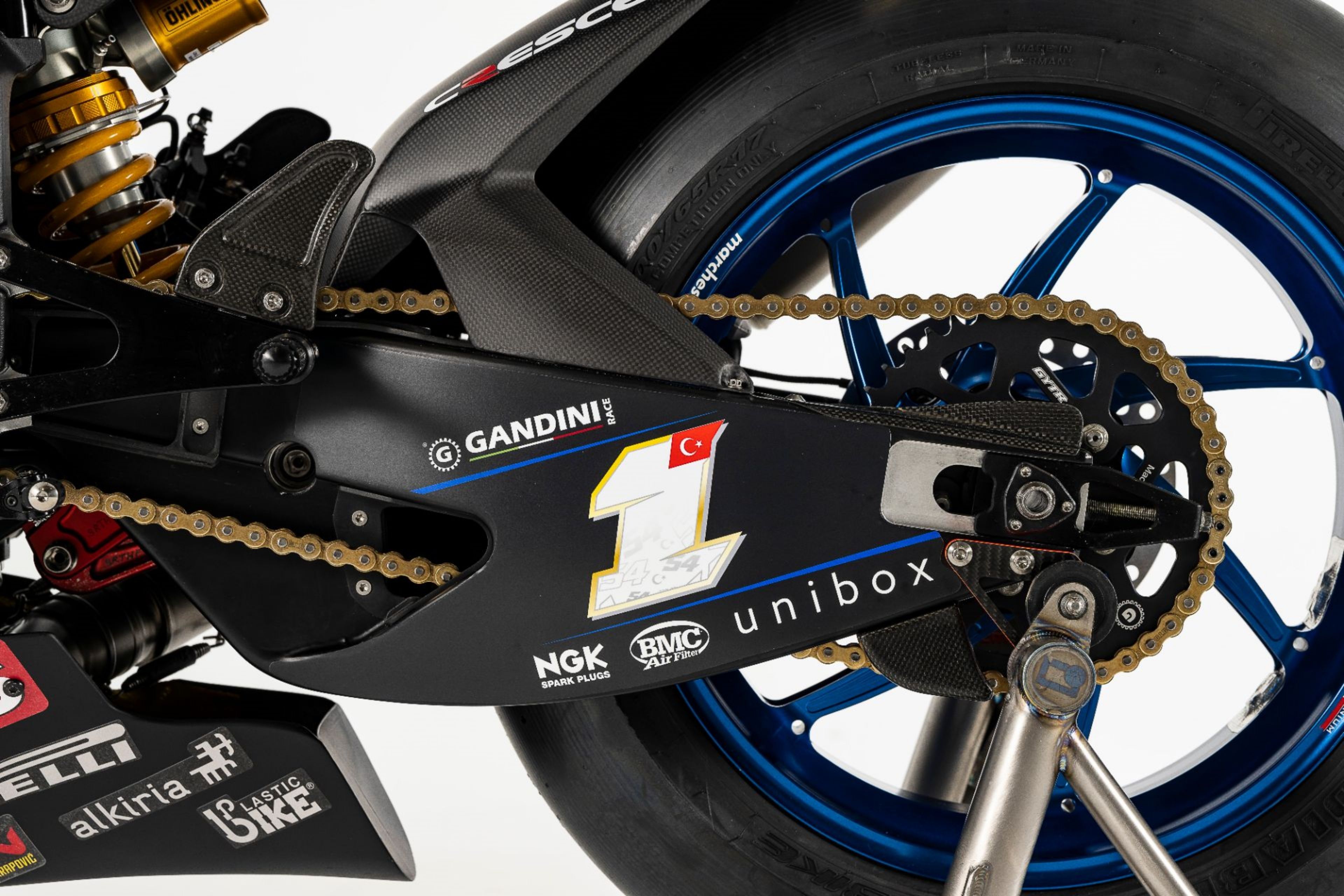 Yamaha YZF R1 Pata WSBK 2022 Toprak Razgatlioglu Andrea Locatelli 58