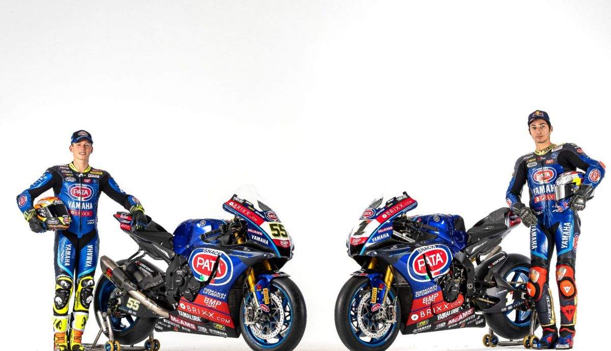 Yamaha YZF-R1 WSBK 2022 - Toprak Razgatlioglu y A. Locatelli
