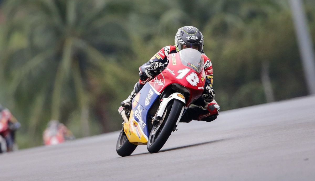 Somkiat Chantra se escapa rumbo a la victoria en Sepang Somkiat Chantra se escapa rumbo a la victoria en Sepang