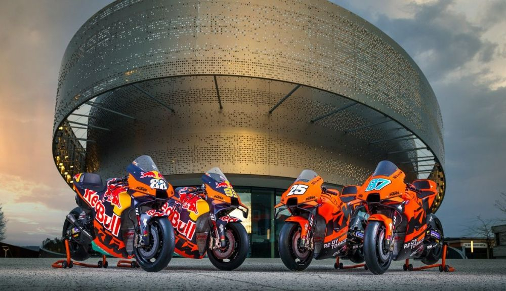 Los 4 pilotos de KTM en MotoGP 2022 pasaron por Mahindra en Moto3