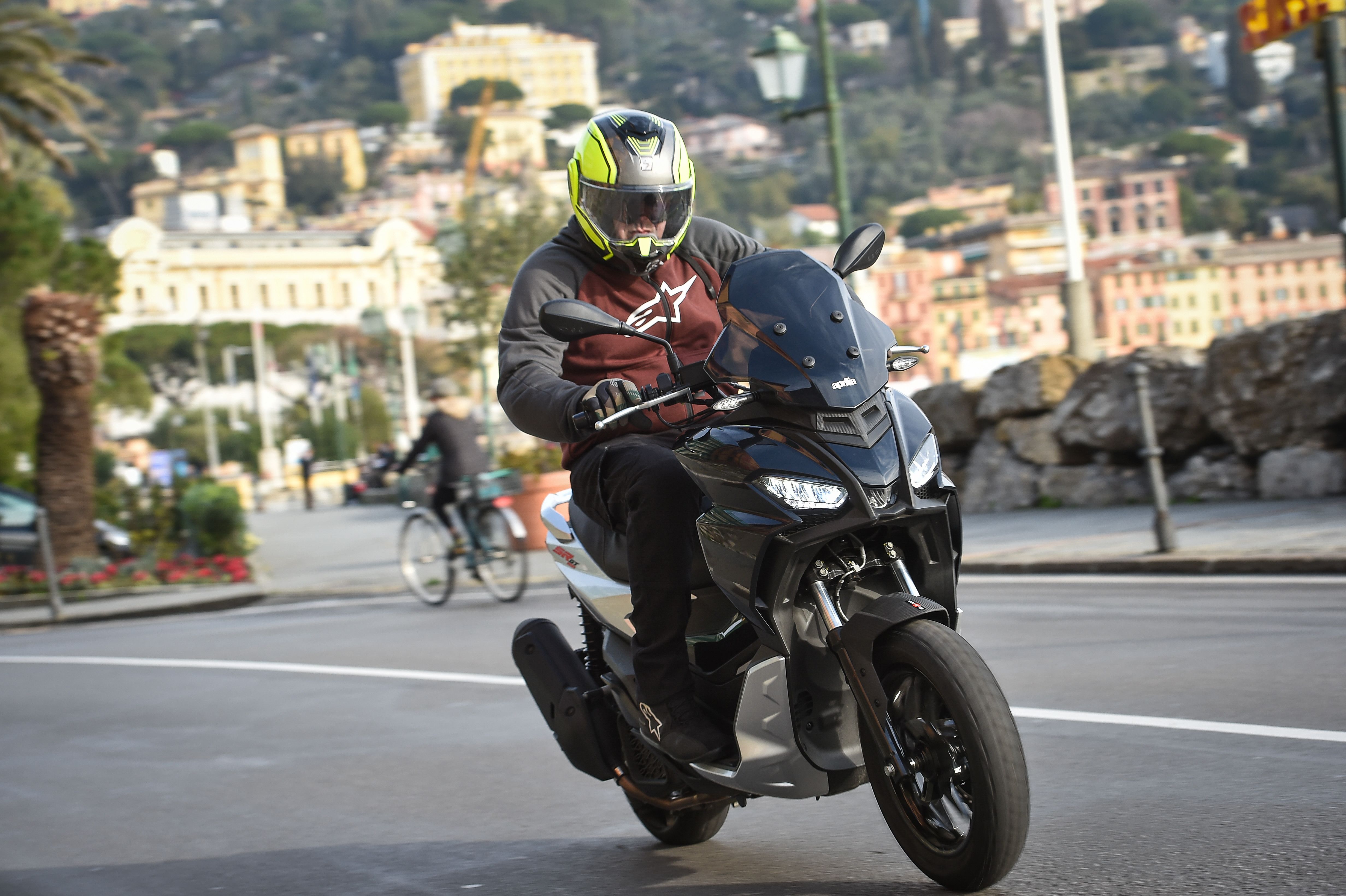 Aprilia SR GT 125/200 2022