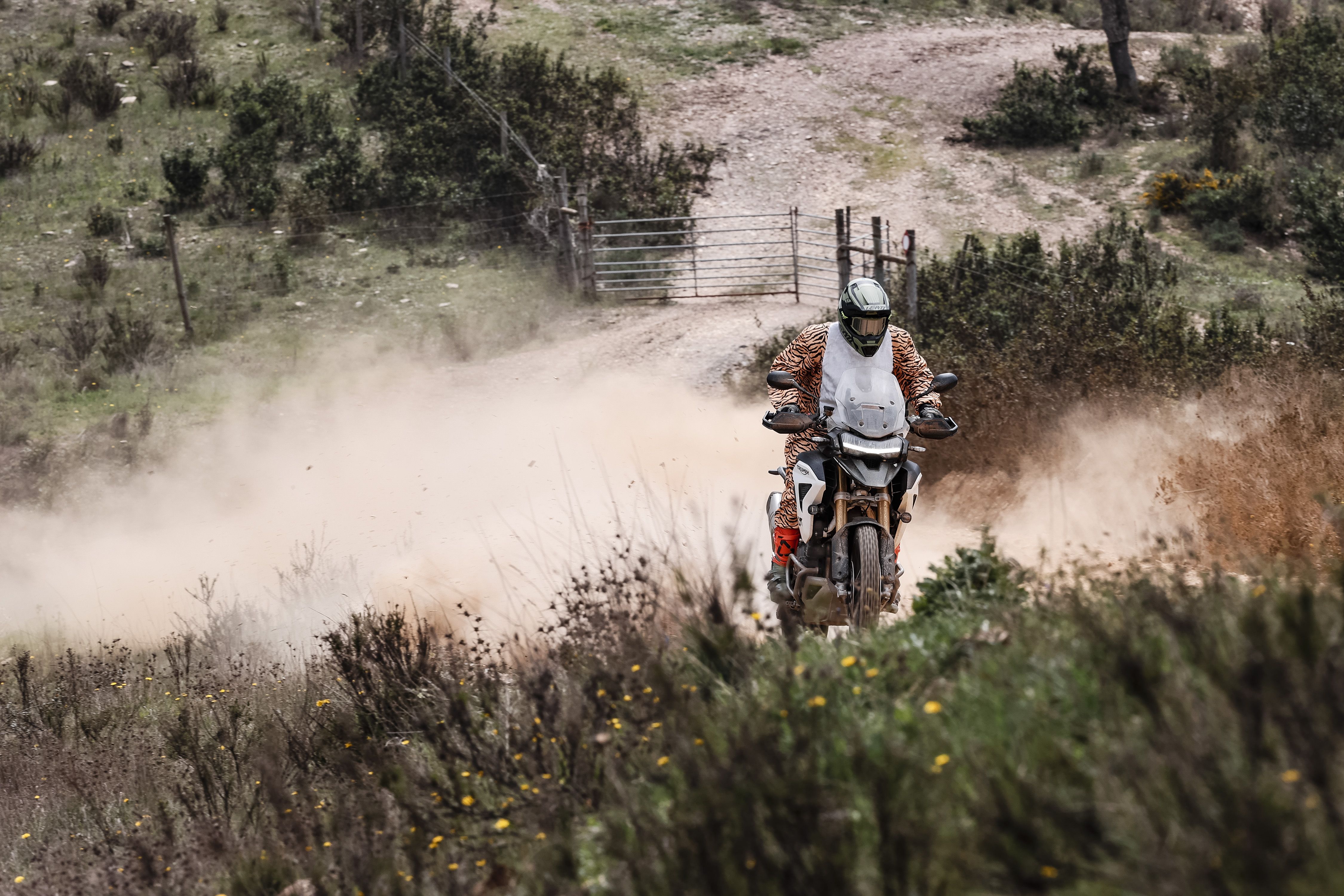 Triumph Tiger 1200 Rally Pro / Explorer 2022