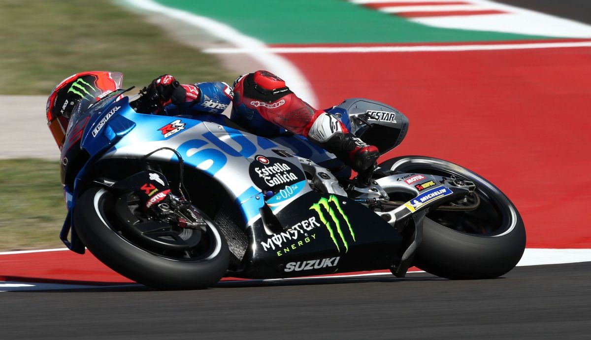 Álex Rins ha remontado hasta la segunda posición en Austin Álex Rins ha remontado hasta la segunda posición en Austin