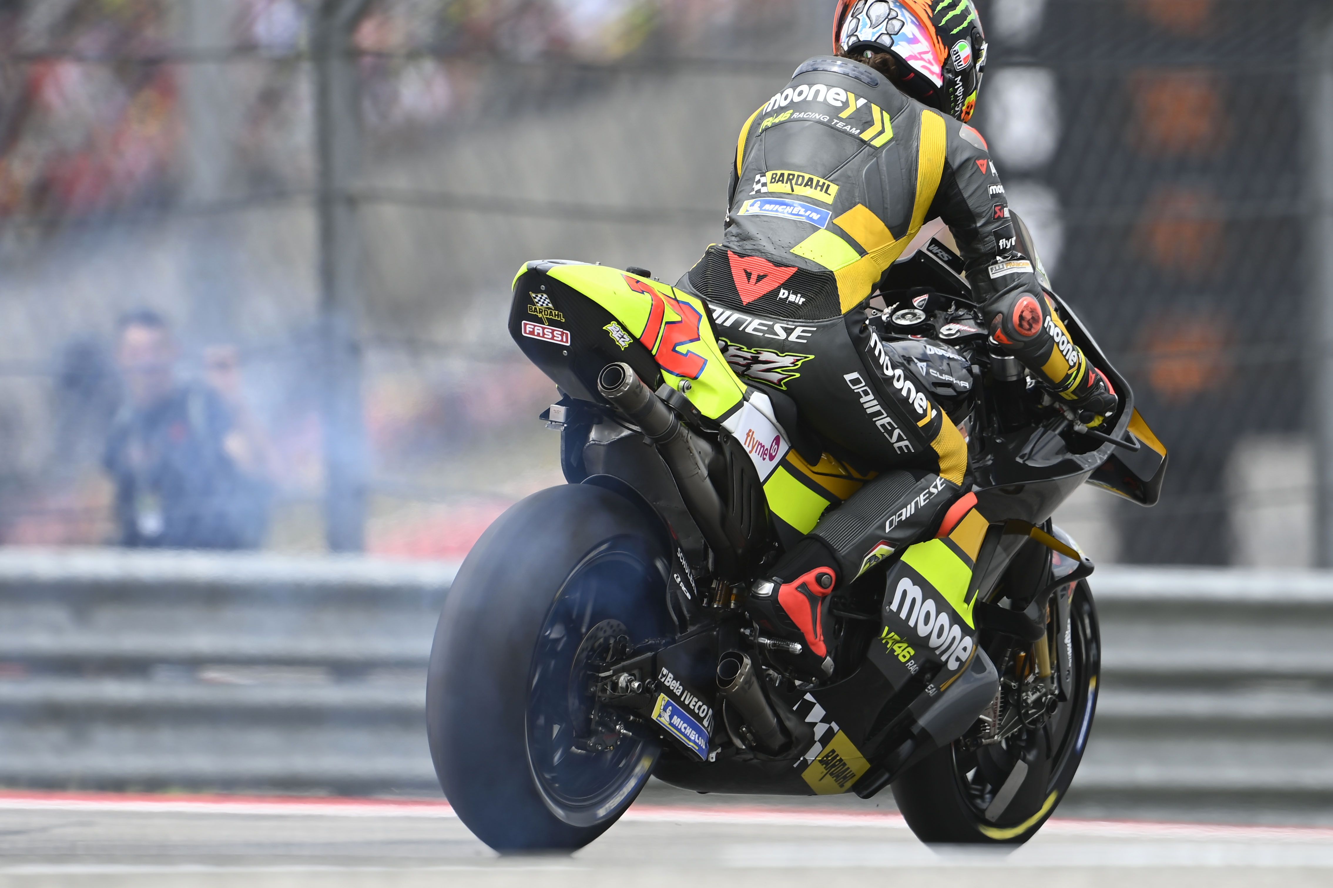 Marco Bezzecchi abandonó por problemas mecánicos tras caerse, MotoGP Américas 2022