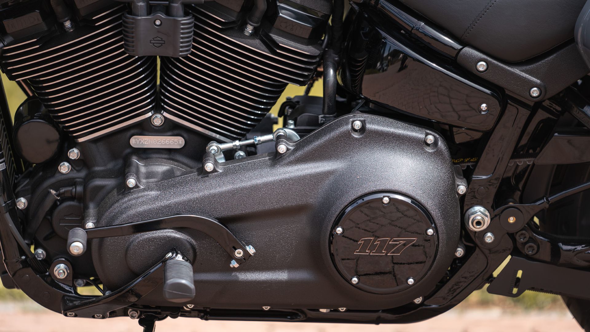 Harley Davidson Low Rider ST Detalles (6)