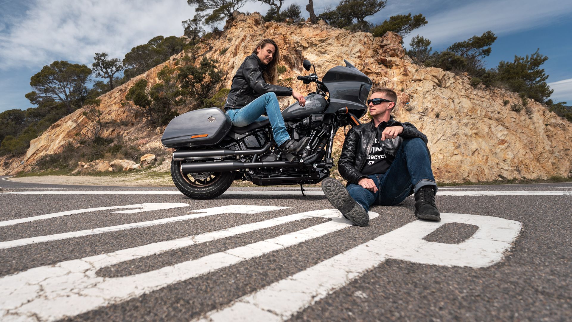Harley Davidson Low Rider ST Estaticas (3)