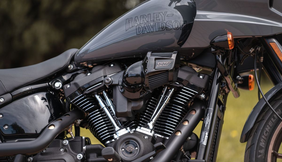 Harley Davidson Low Rider ST Detalles (1)