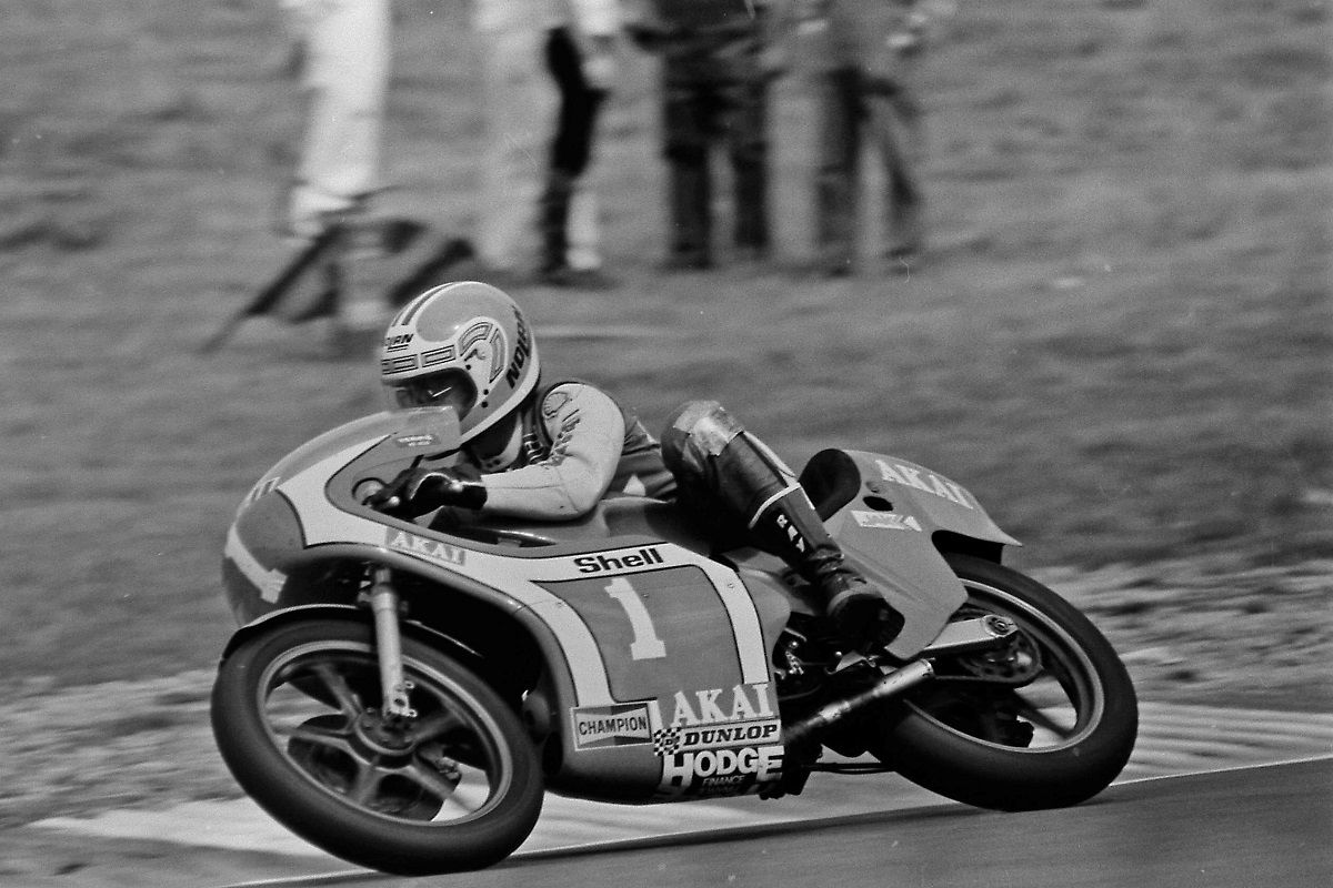 Kork Ballington, de Sudáfrica, con la Kawasaki de 250 en 1979. Fuente: Maurice Büla © FIM