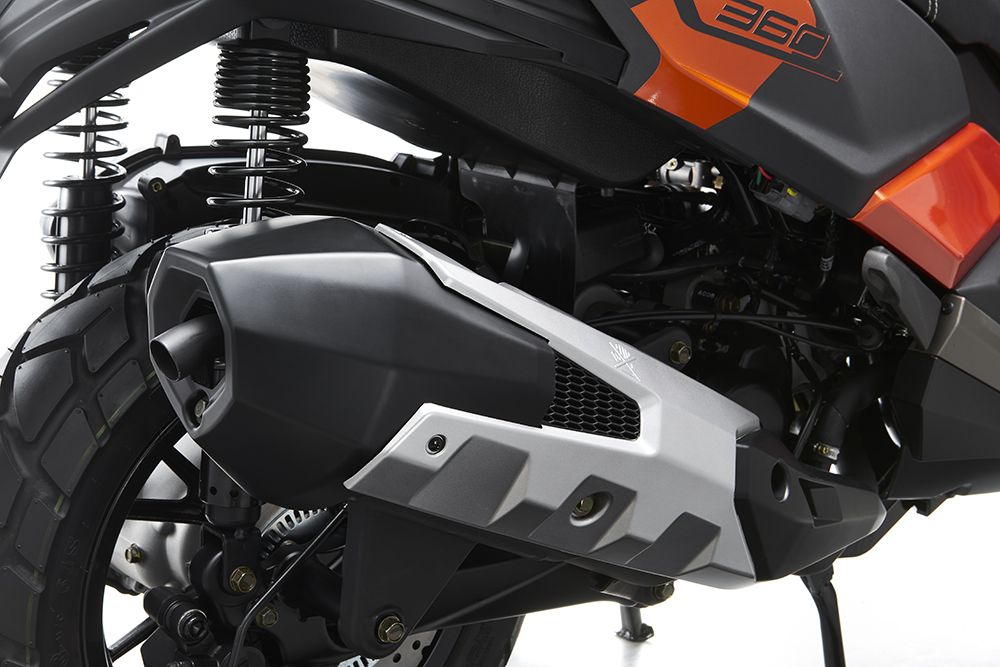 Kymco DTX 125 350 detalle naranja 3