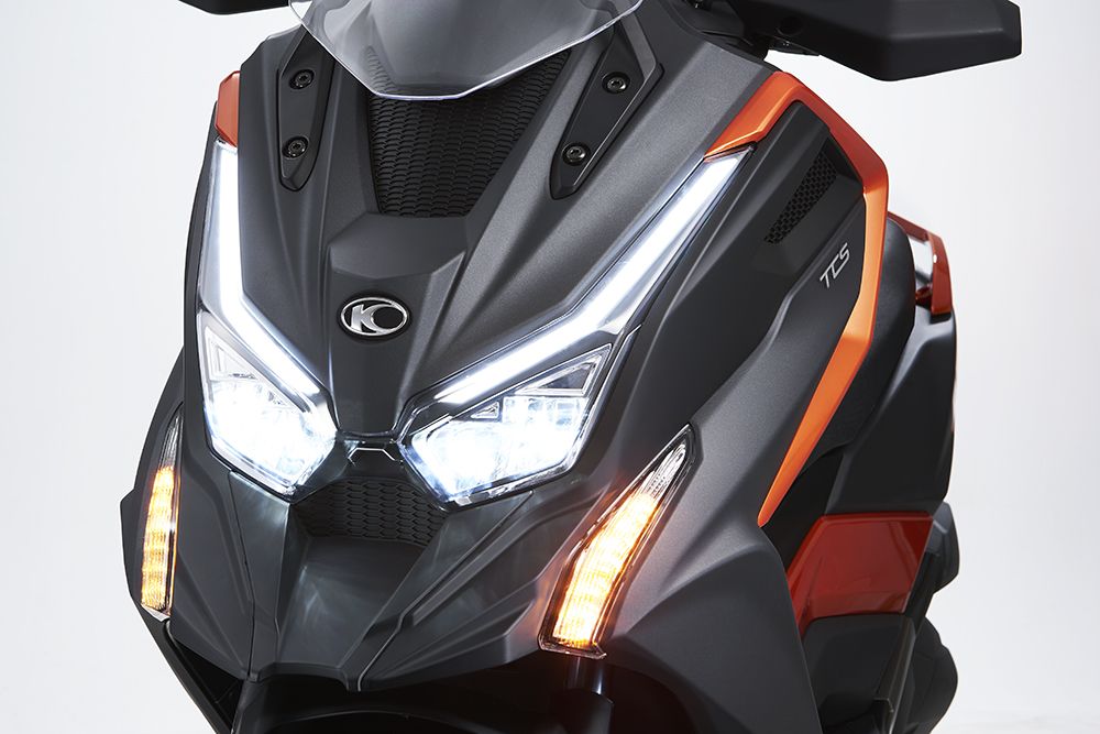 Kymco DTX 125 350 detalle naranja 8