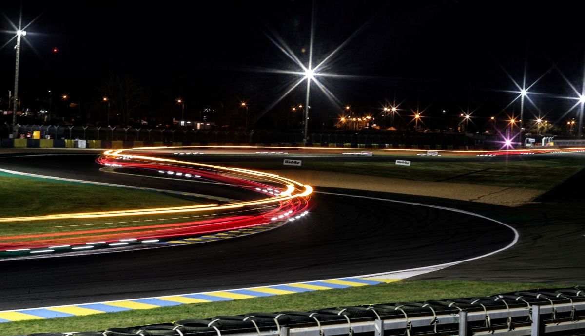 La noche en las 24 horas de Le Mans La noche en las 24 horas de Le Mans