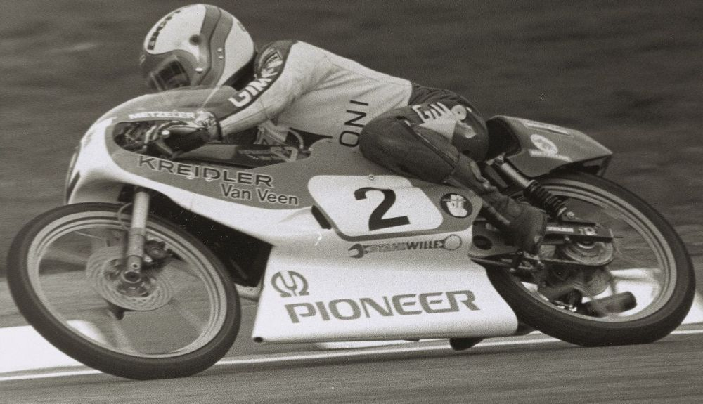 Eugenio Lazzarini en la Kreidler campeona de 50 cc en 1979. Fuente: Maurice Büla © FIM Eugenio Lazzarini en la Kreidler campeona de 50 cc en 1979. Fuente: Maurice Büla © FIM