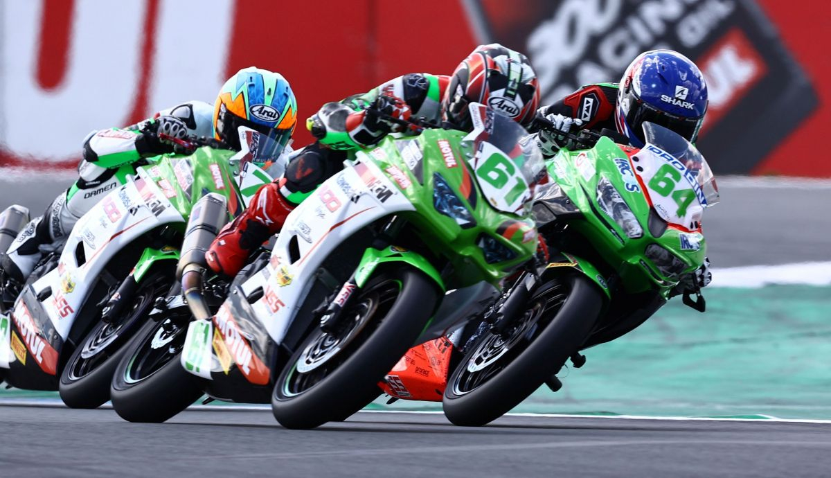Yuta Okaya y Hugo De Cancellis emparejados en Assen Yuta Okaya y Hugo De Cancellis emparejados en Assen