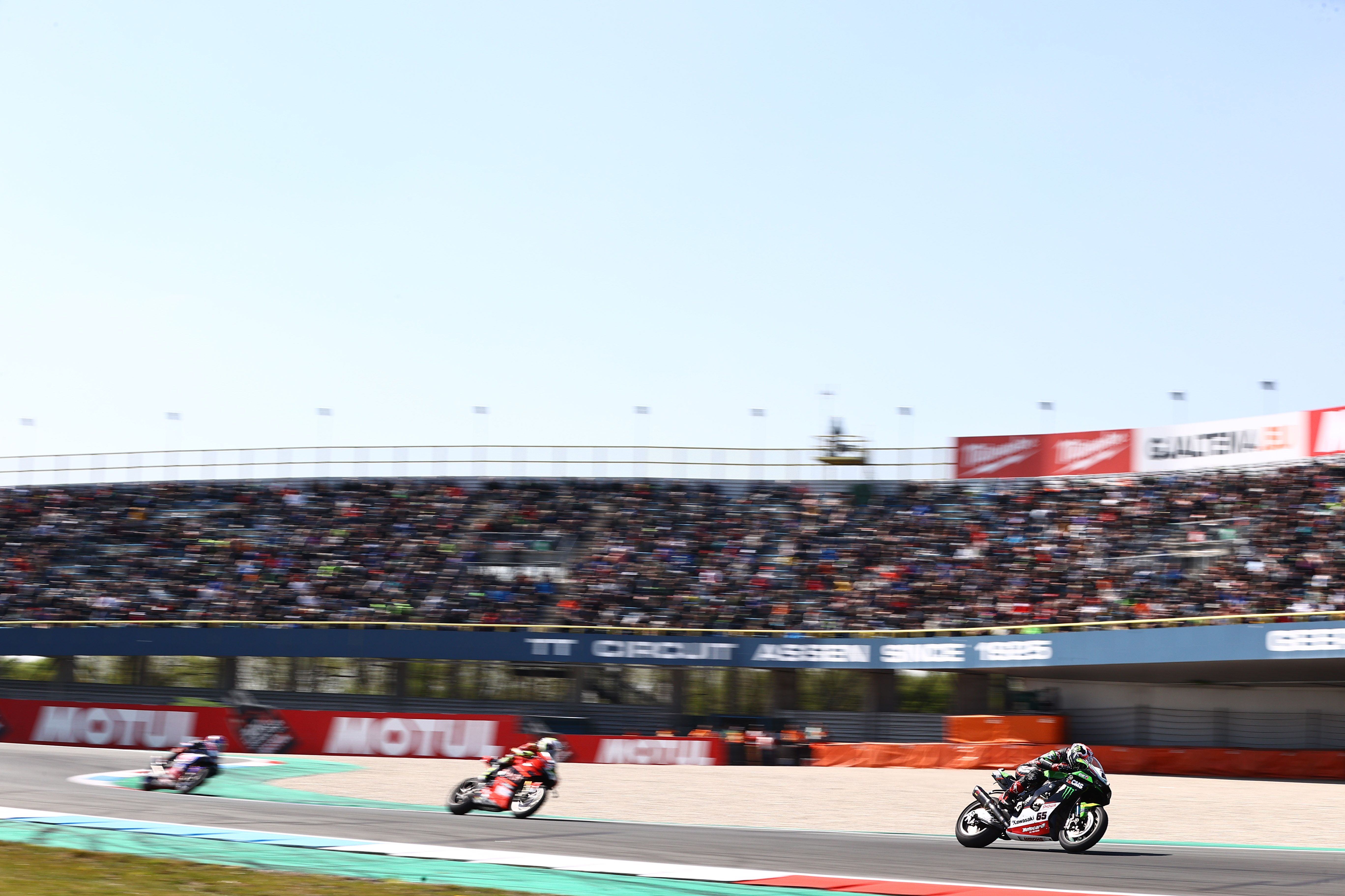 Jonathan Rea lidera ante Álvaro Bautista y Toprak Razgatlioglu, WSBK Assen 2022