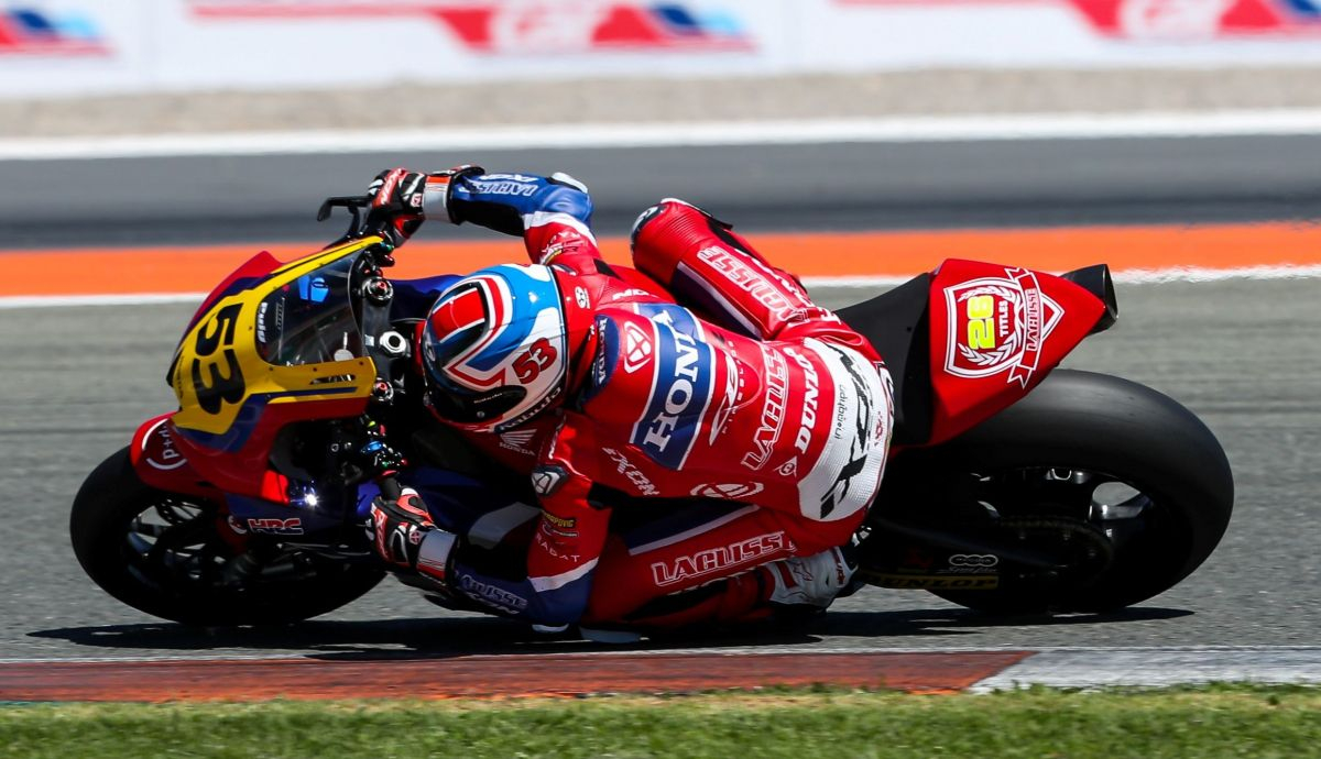 Tito Rabat dominó de principio a fin la segunda carrera en Valencia