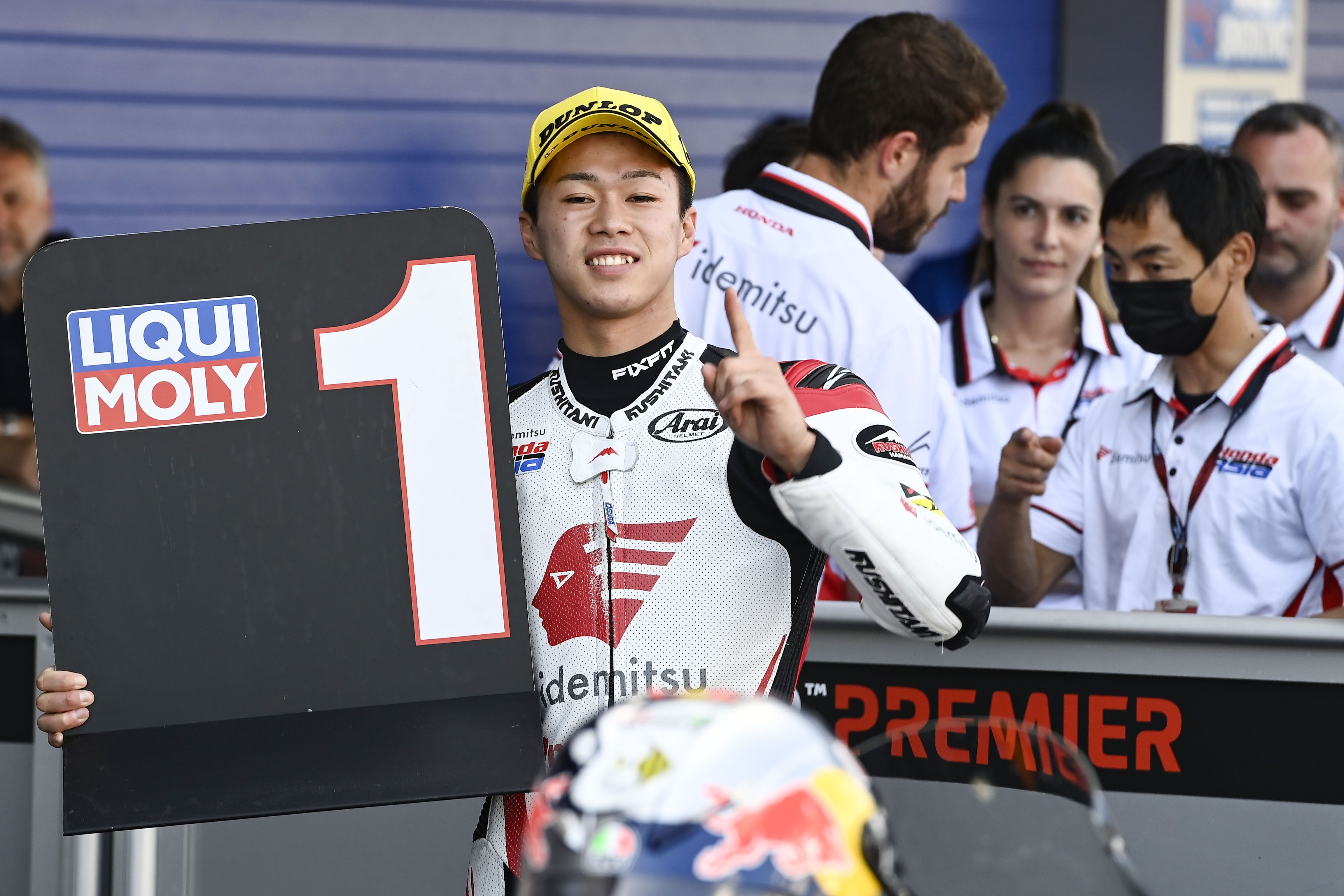 Ai Ogura brilló en Jerez ganando desde la pole