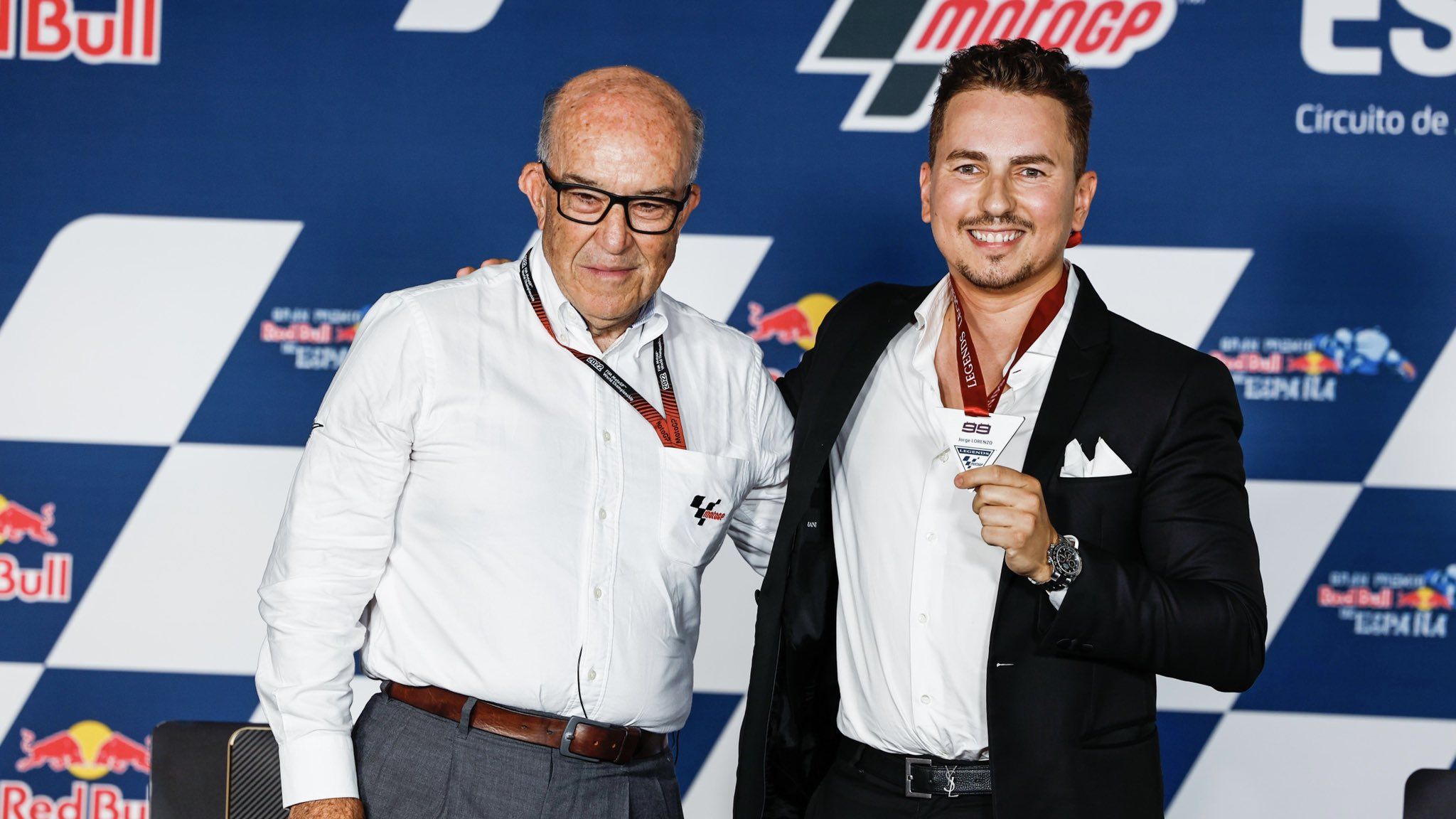 Lorenzo Leyenda de MotoGP.
