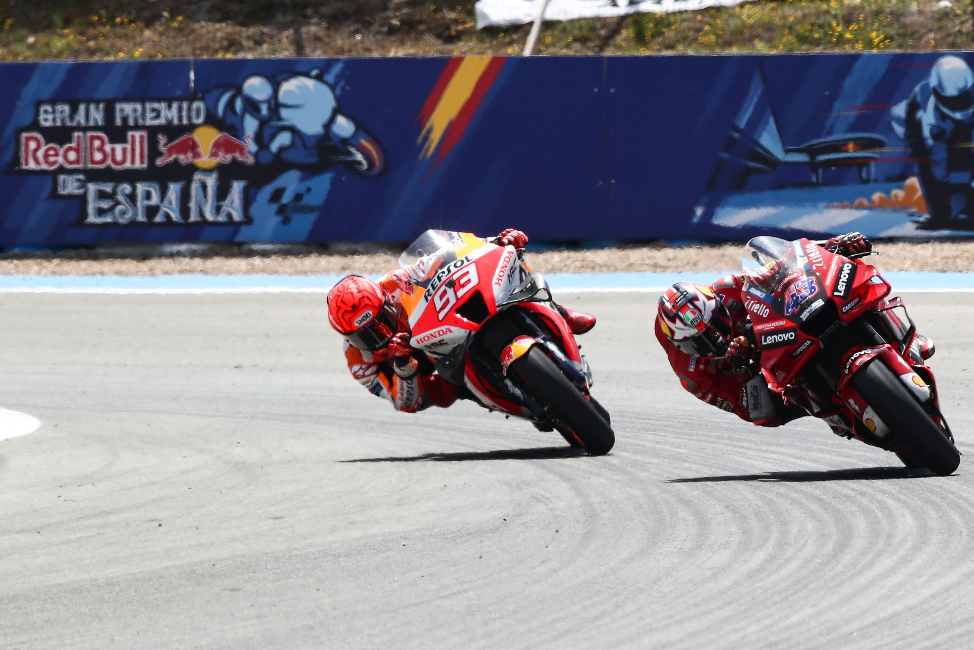 Jack Miller con Marc Márquez detrás, MotoGP Jerez 2022