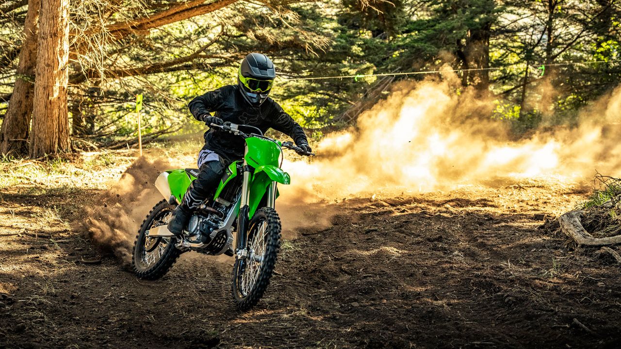 Kawasaki KX 250 X 2023.