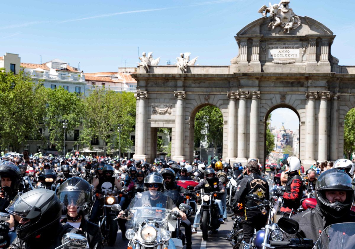 Harley Davidson Desfile KM0  (4)