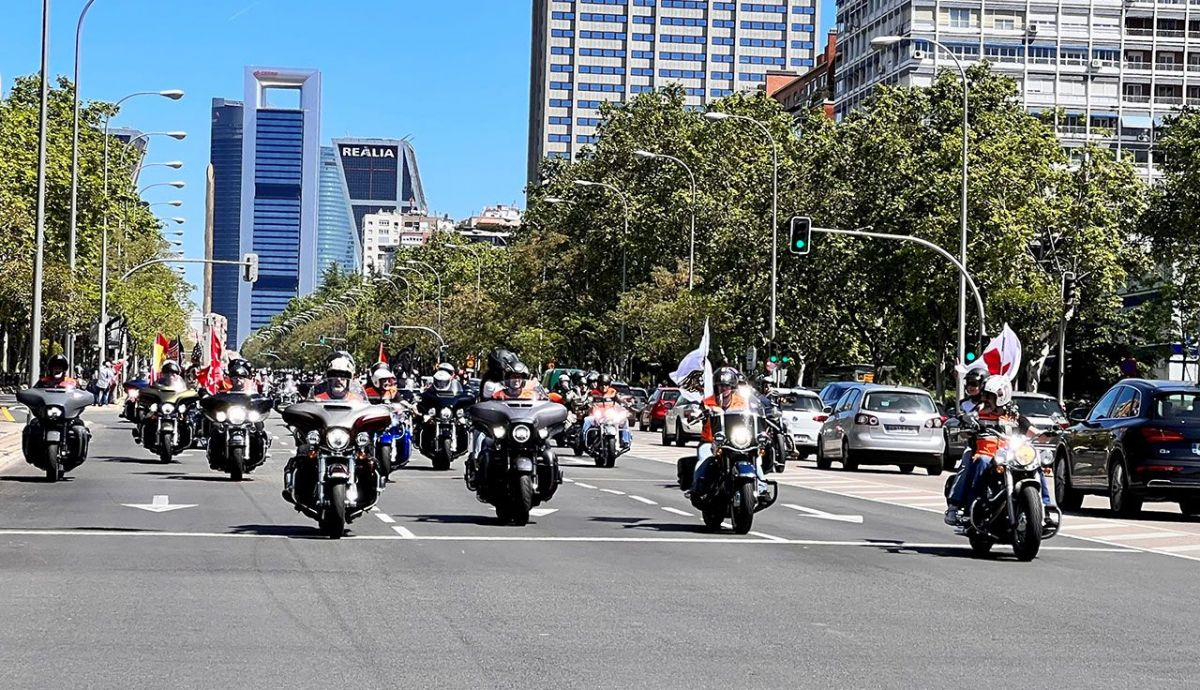 Harley Davidson Desfile KM0  (3)