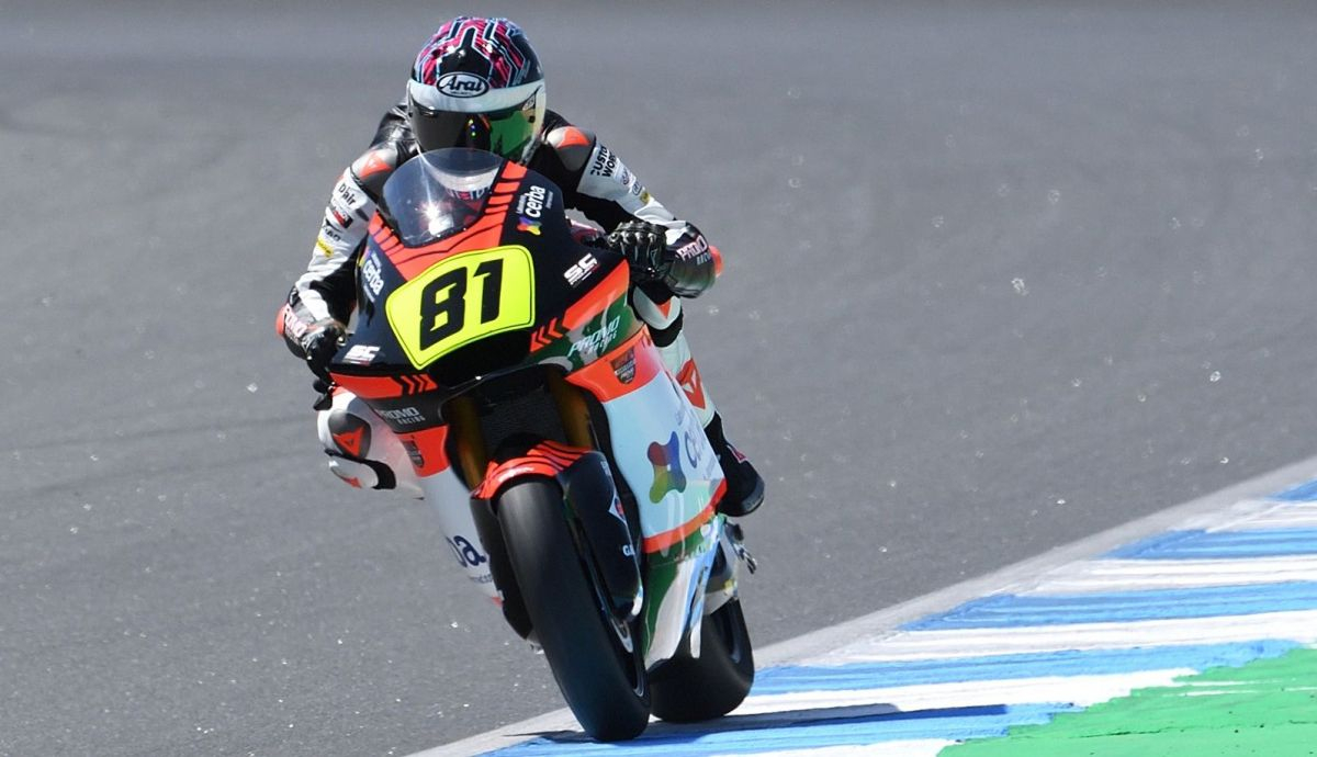 Senna Agius saldó su debut en Moto2 con dos segundos puestos Senna Agius saldó su debut en Moto2 con dos segundos puestos