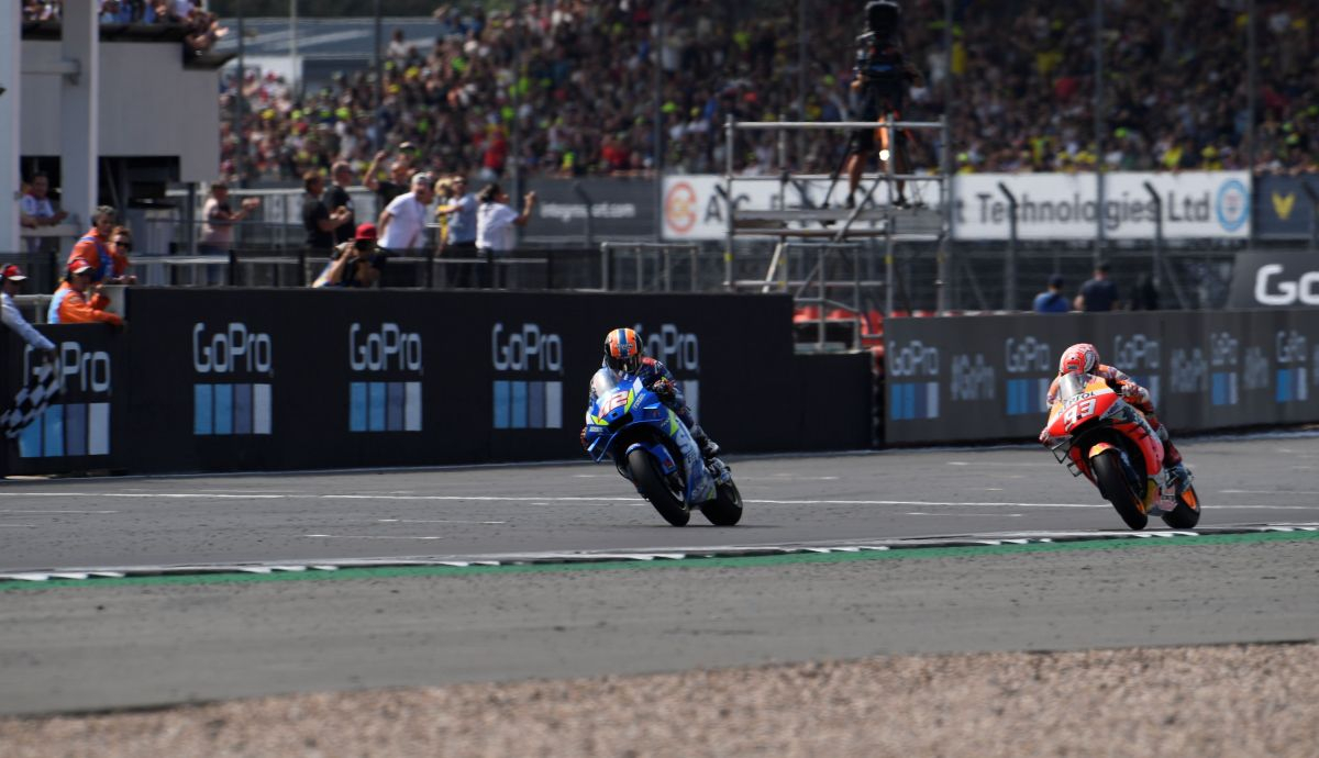Álex Rins fue el primer piloto en repetir victoria con Suzuki en la era MotoGP Álex Rins fue el primer piloto en repetir victoria con Suzuki en la era MotoGP