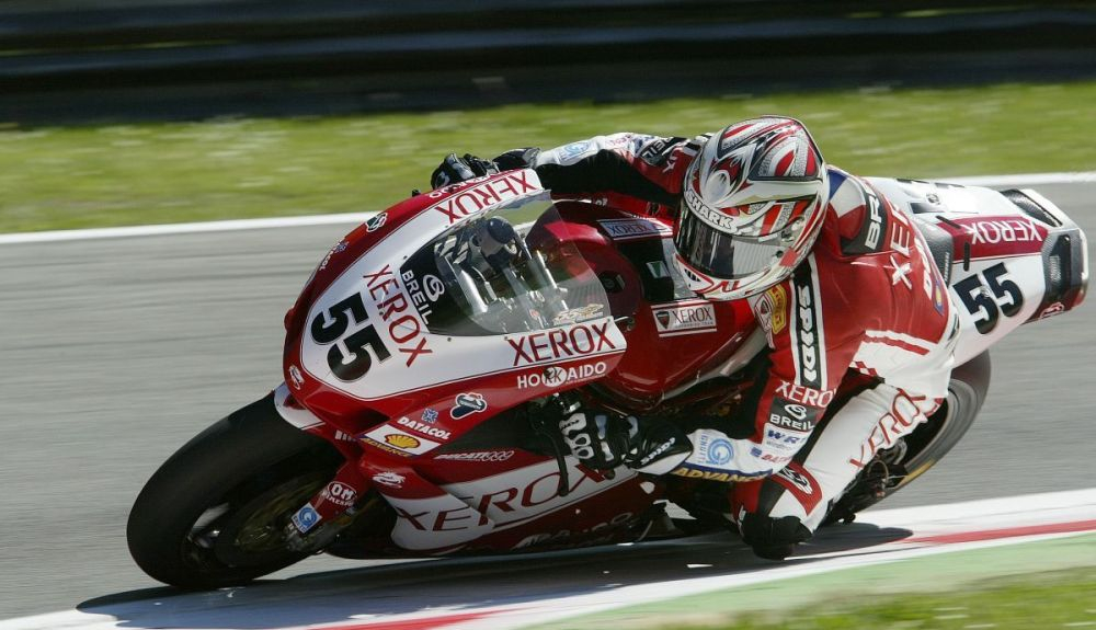 Regis Laconi en 2005. Fuente: Gold & Goose Regis Laconi en 2005. Fuente: Gold & Goose