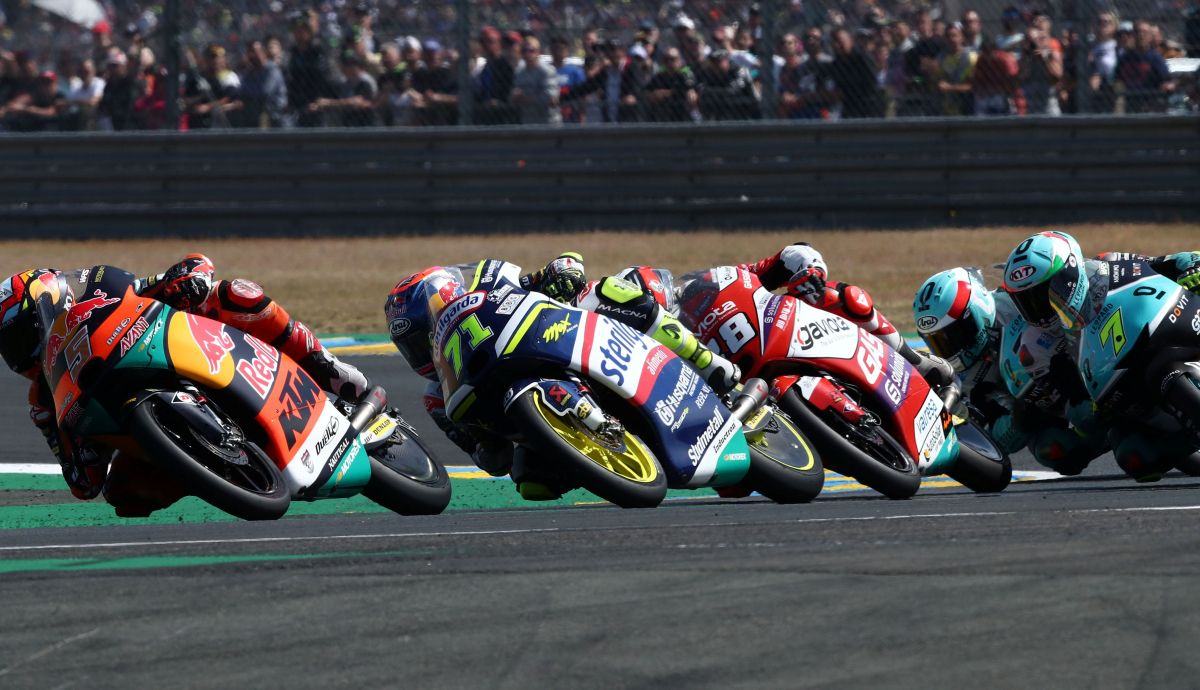 Jaume Masià se impone a Ayumu Sasaki, Izan Guevara, Dennis Foggia y Tatsuki Suzuki en Le Mans Jaume Masià se impone a Ayumu Sasaki, Izan Guevara, Dennis Foggia y Tatsuki Suzuki en Le Mans