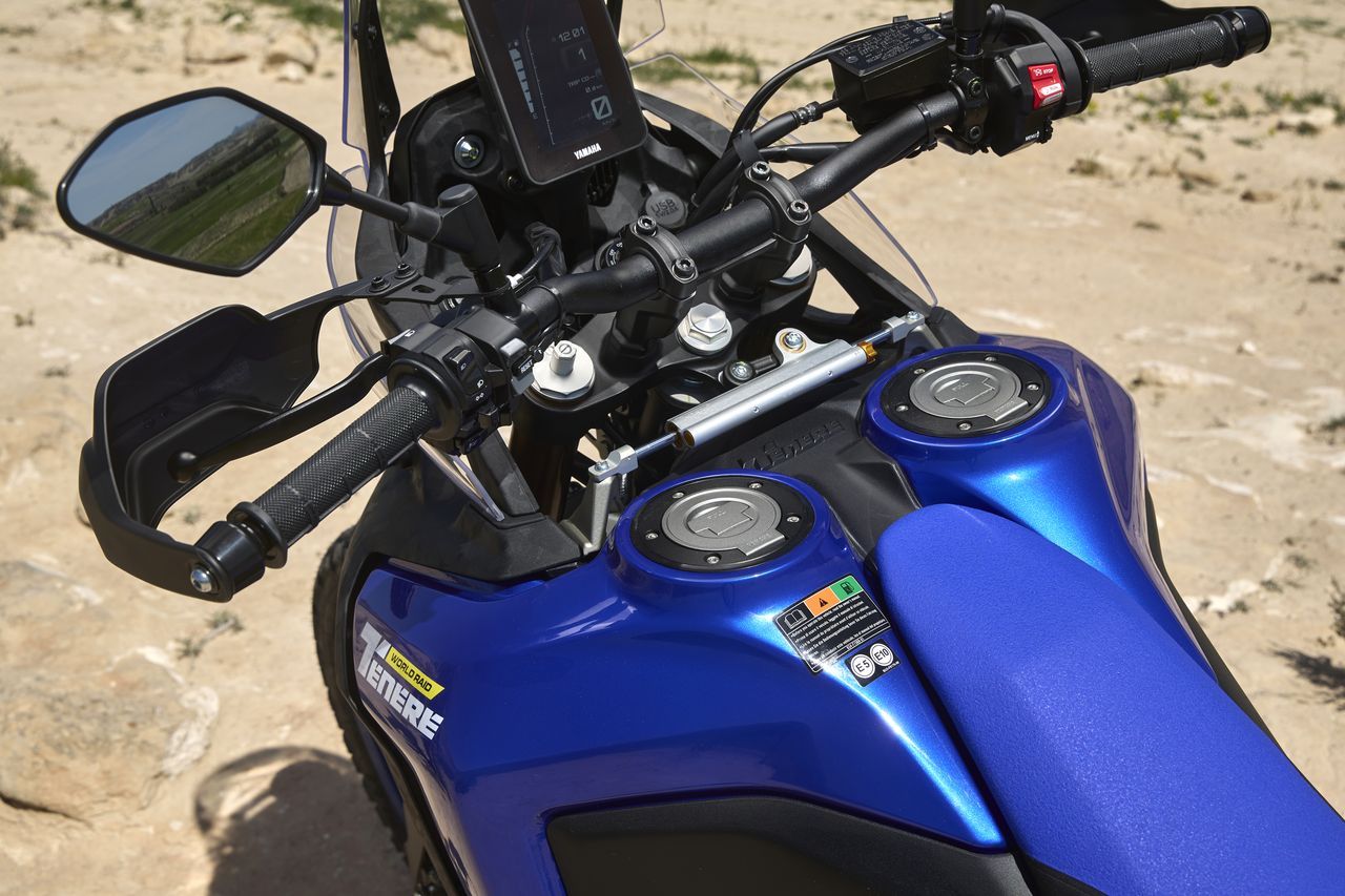 Yamaha Tenere 700 World Raid detalles 18
