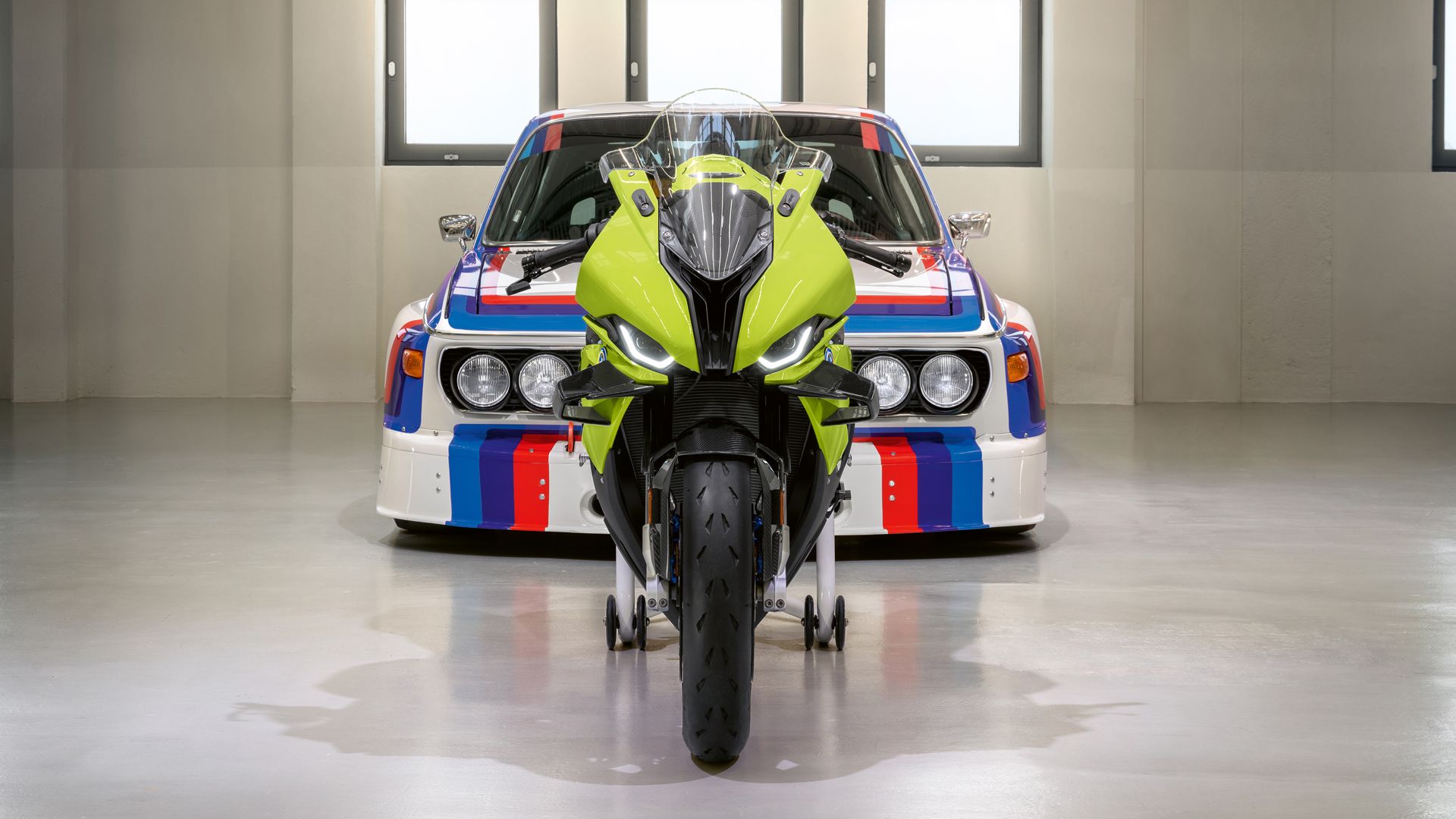 BMW M 1000 RR 50 Aniversario M (9)