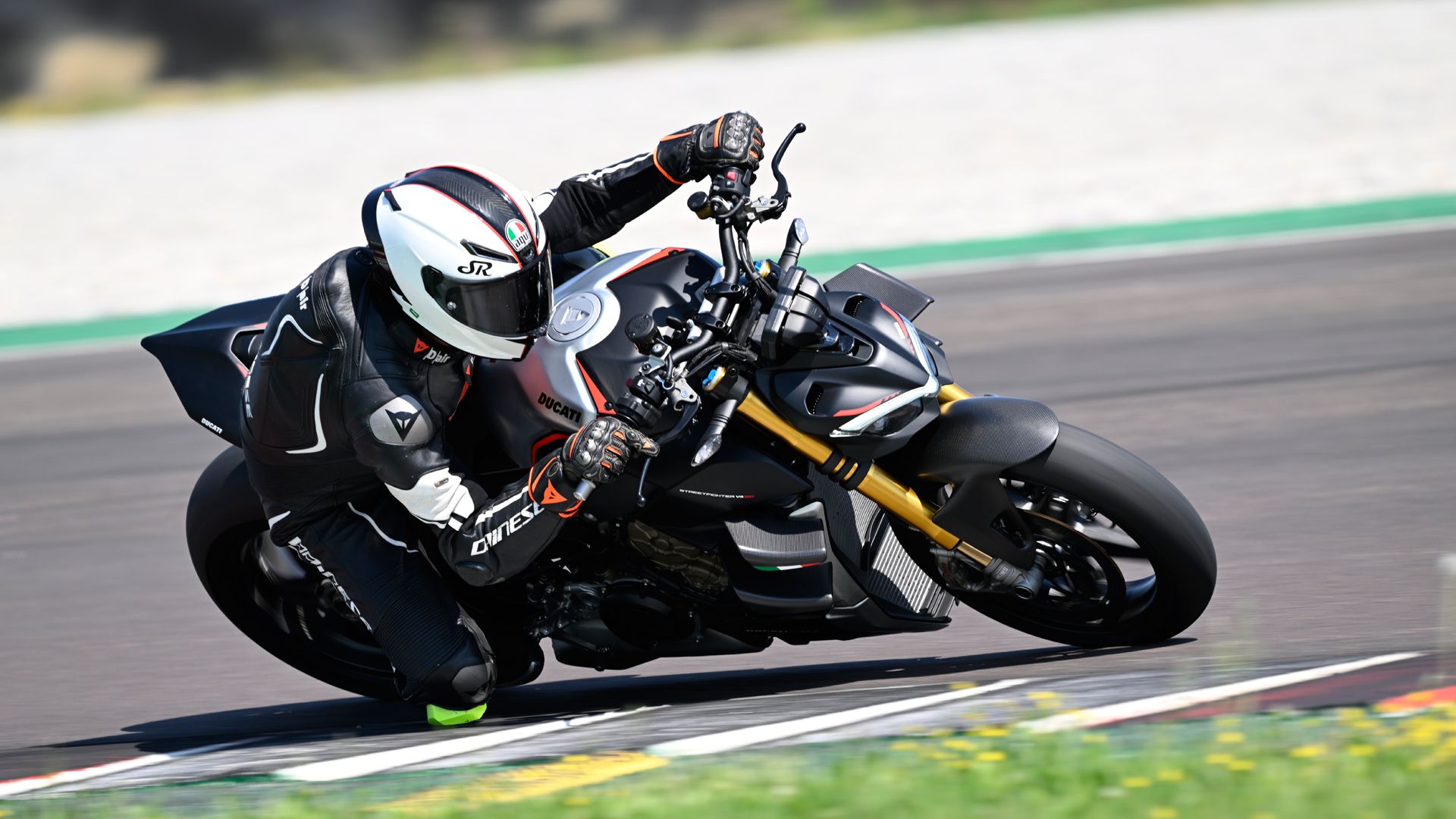 Ducati Streetfighter V4 SP (1)