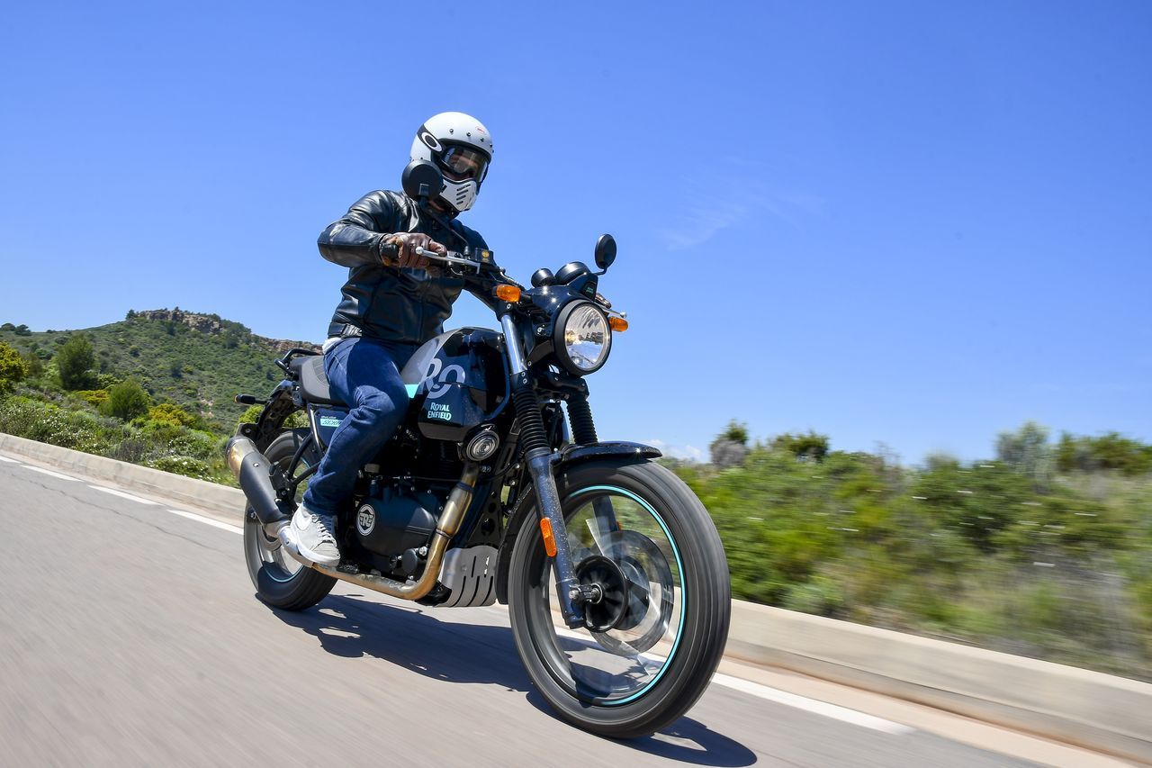 Royal Enfield Scram 411 2