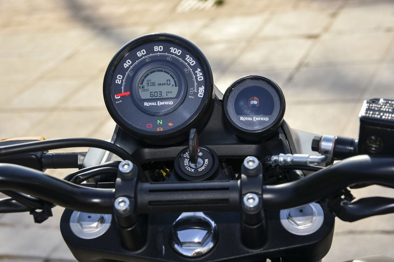 Royal Enfield Scram 411 4 1