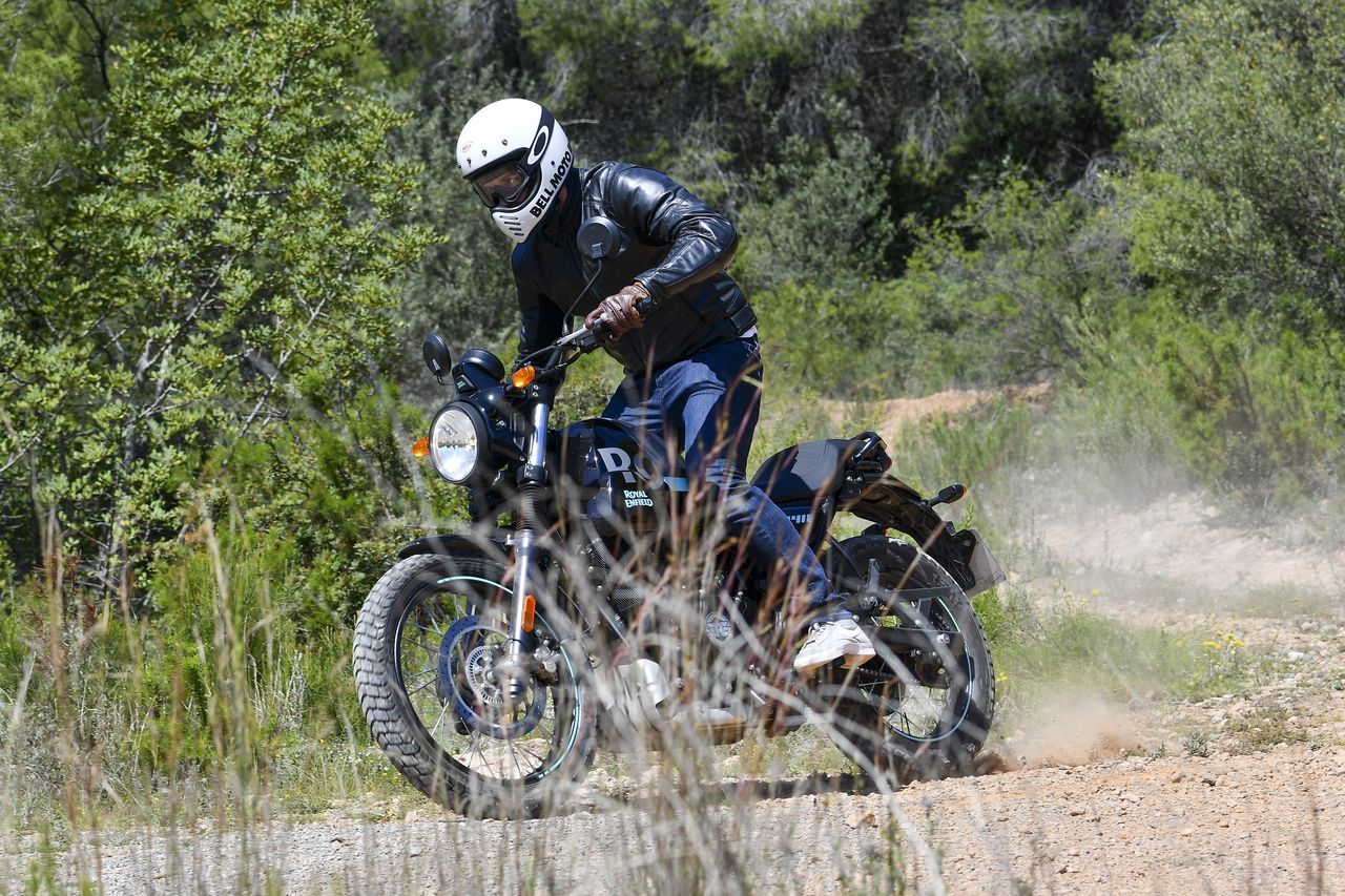 Royal Enfield Scram 411 14