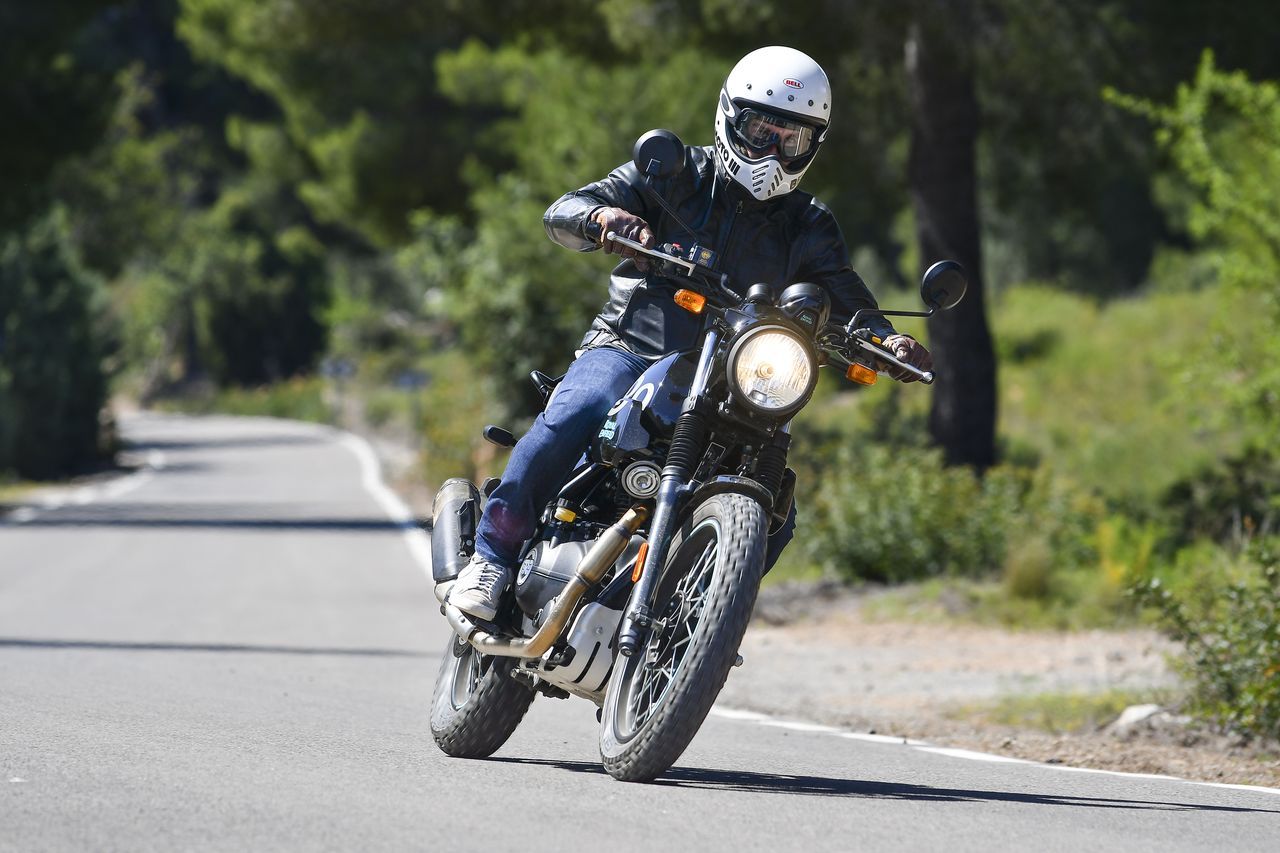 Royal Enfield Scram 411 20