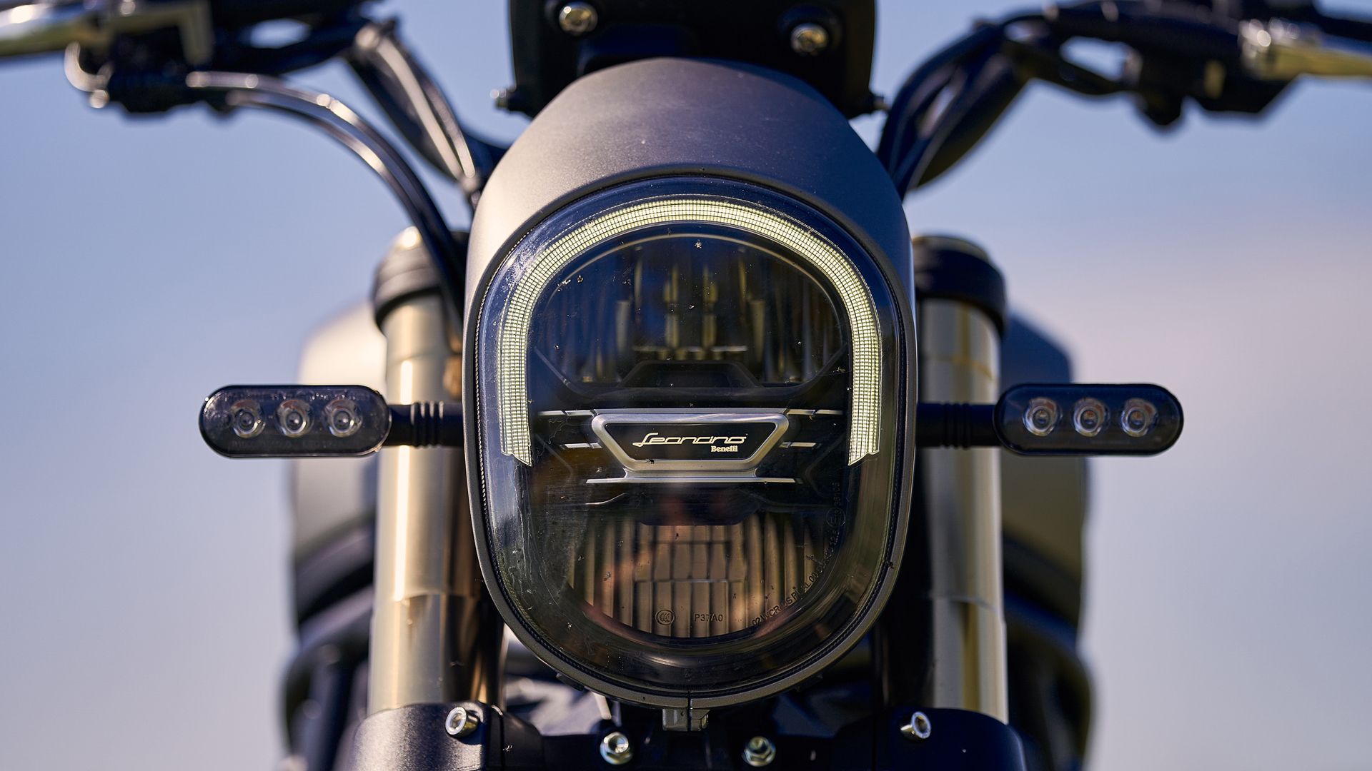 Benelli Leoncino 800 ES 2022 Detalles (1)