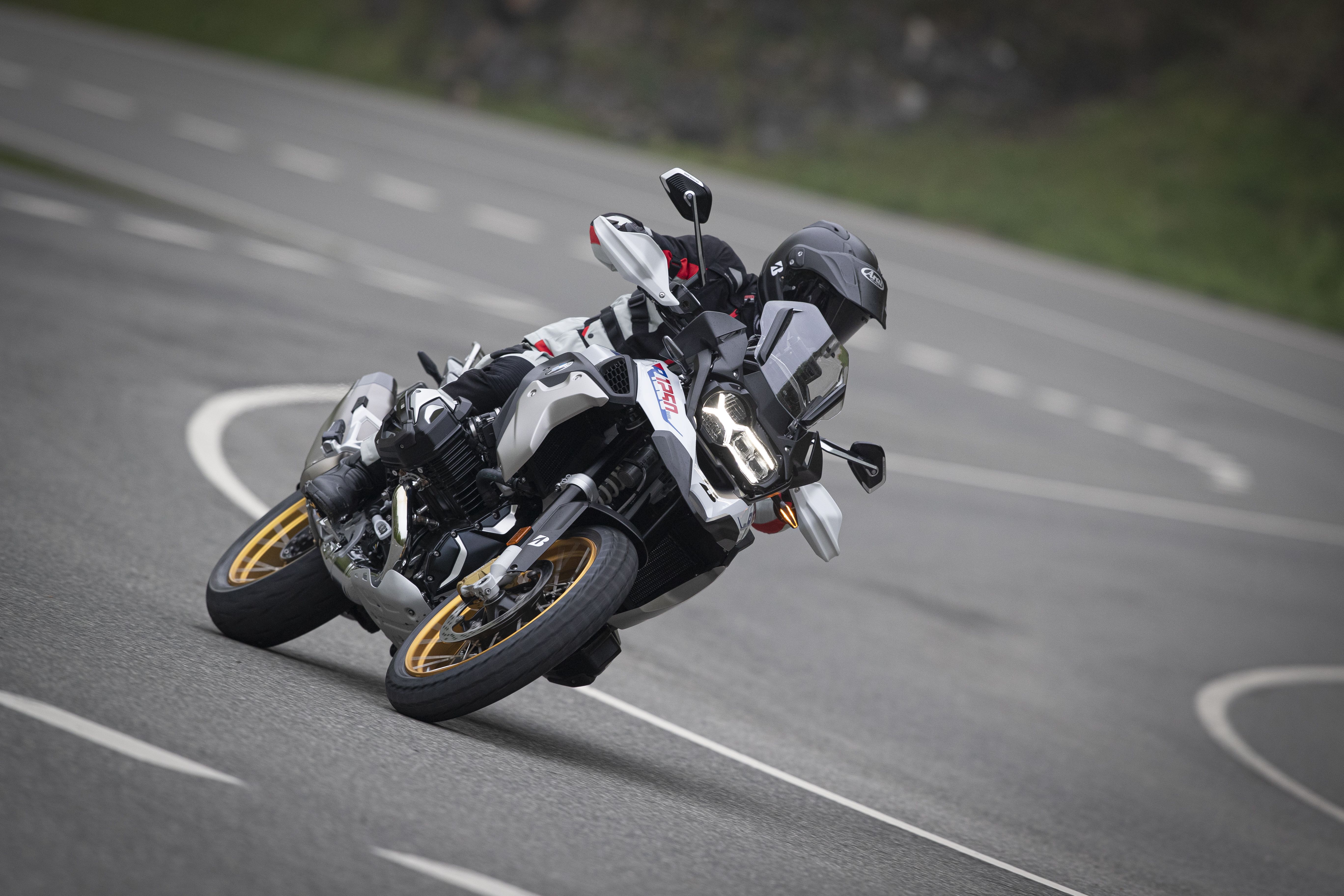 Bridgestone Battlax AT 41