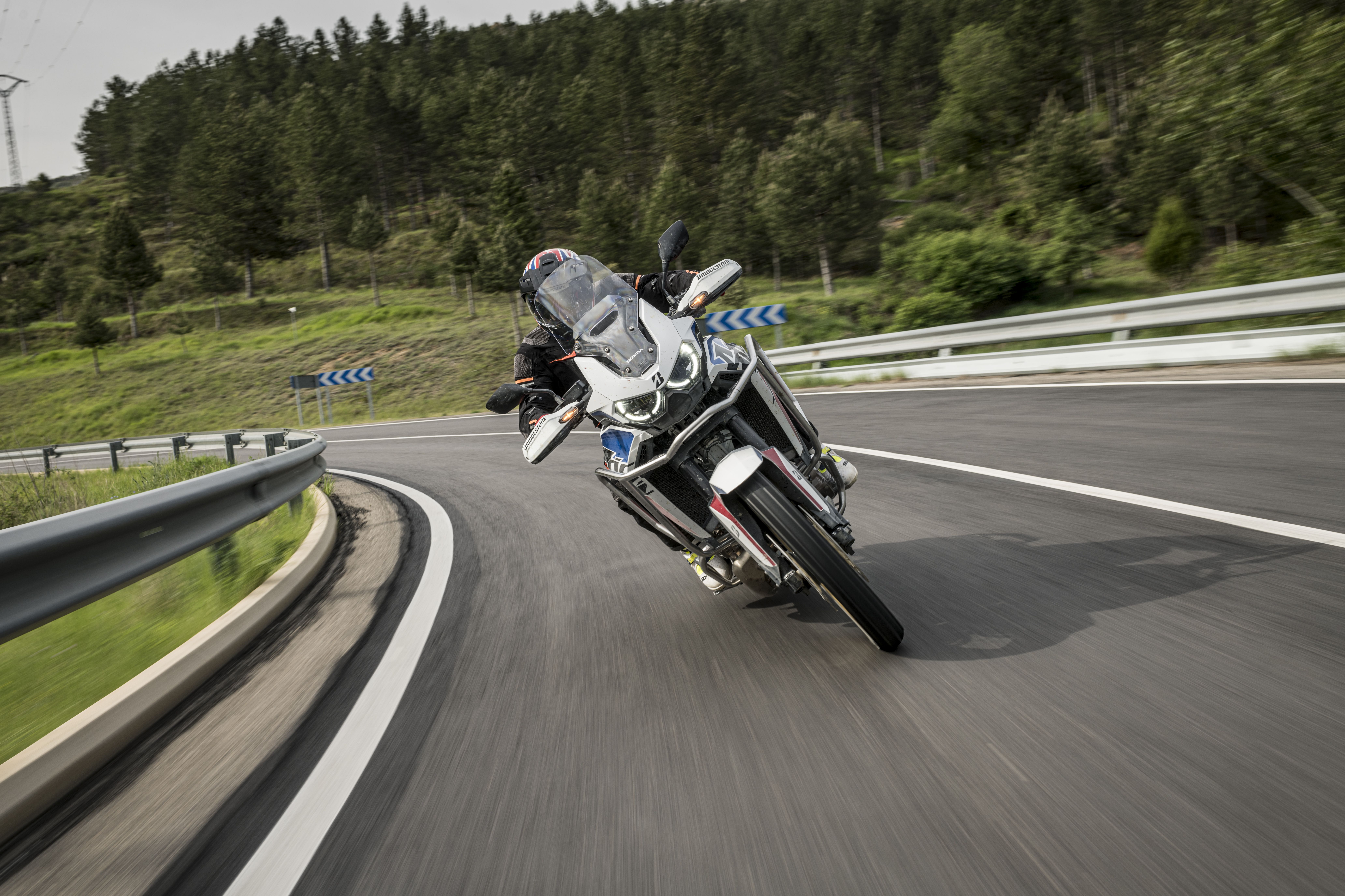 Bridgestone Battlax AT 41