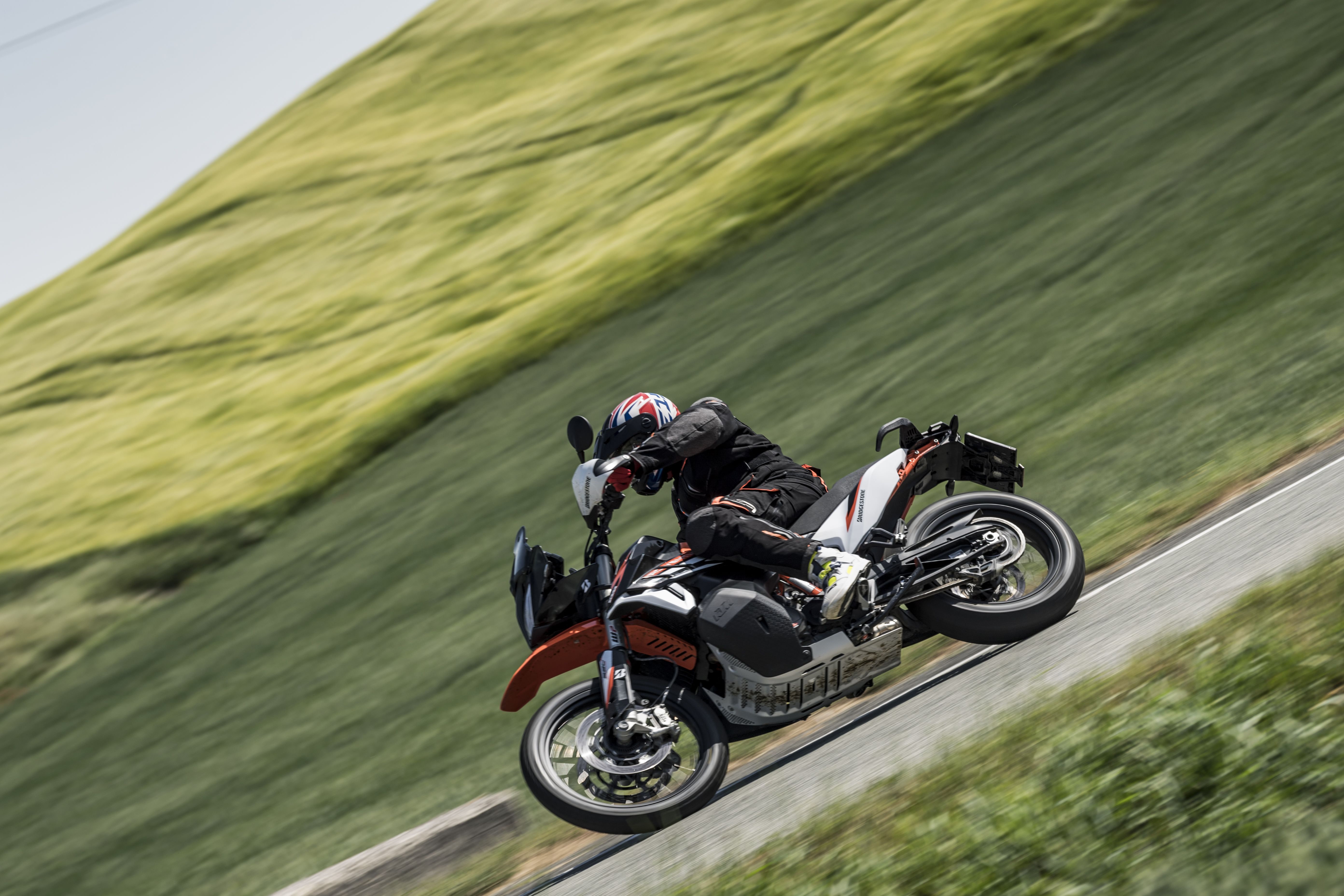 Bridgestone Battlax AT 41